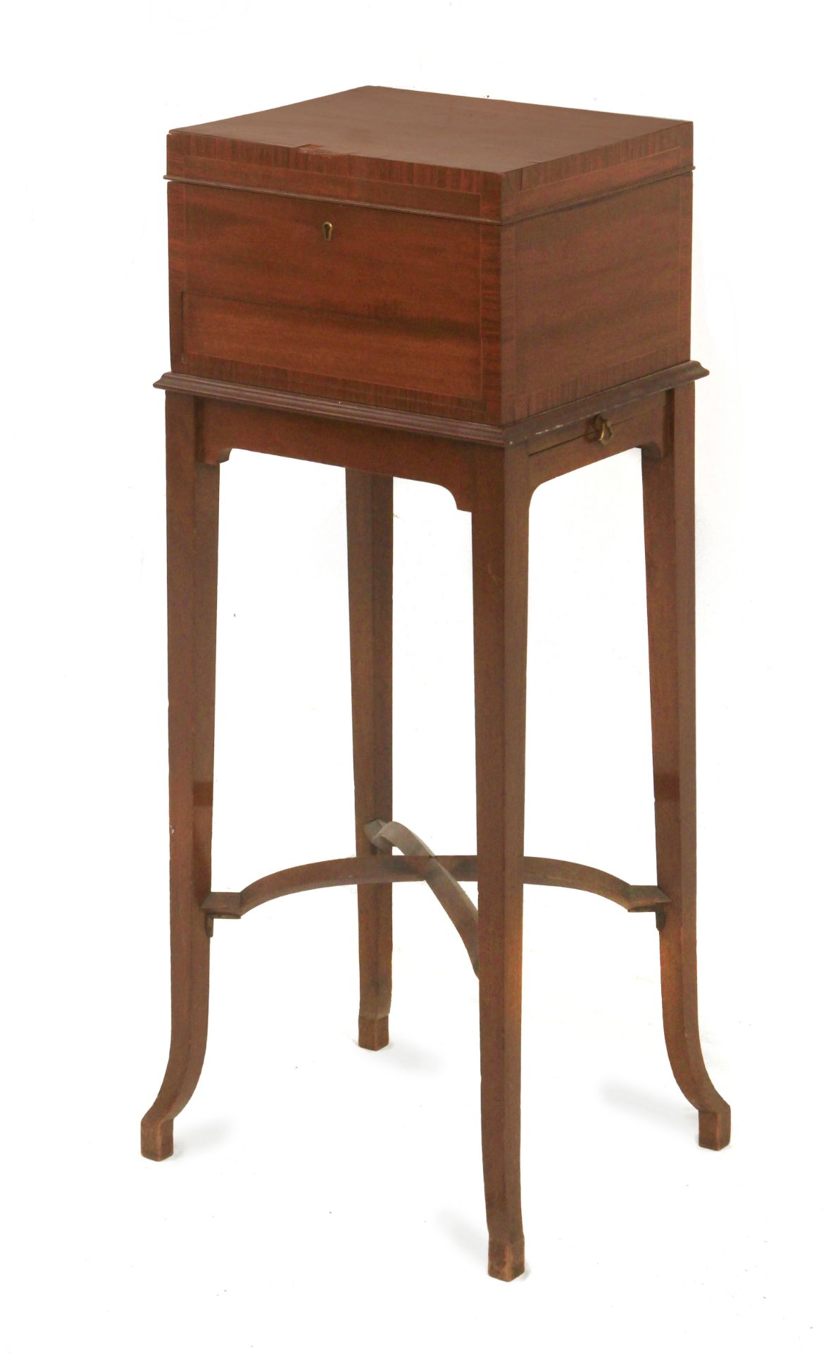 A 19th century Victorian mahogany sewing table wirh rosewood and boxwood marquetry - Image 2 of 4