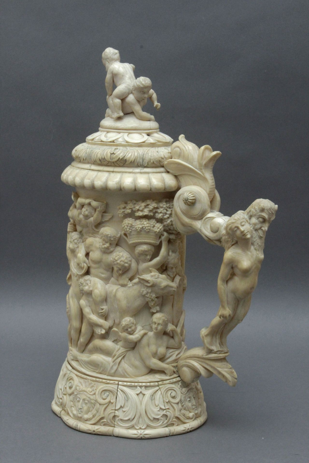 A 19th century German ivory tankard - Image 2 of 12