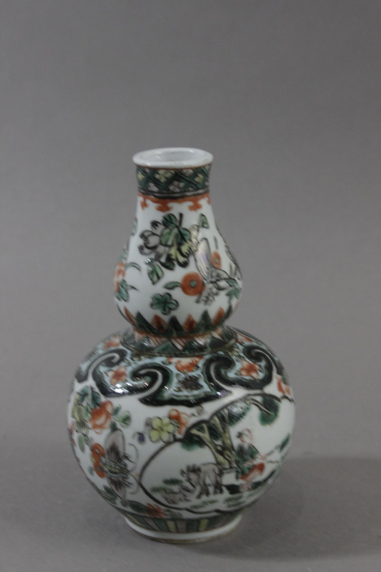 A 19th Chinese miniature vase in Famille Verte Kangxi porcelain - Image 4 of 6