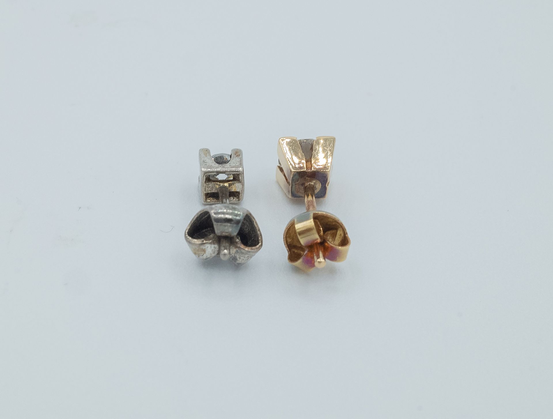 Two diamond stud earrings - Image 3 of 5