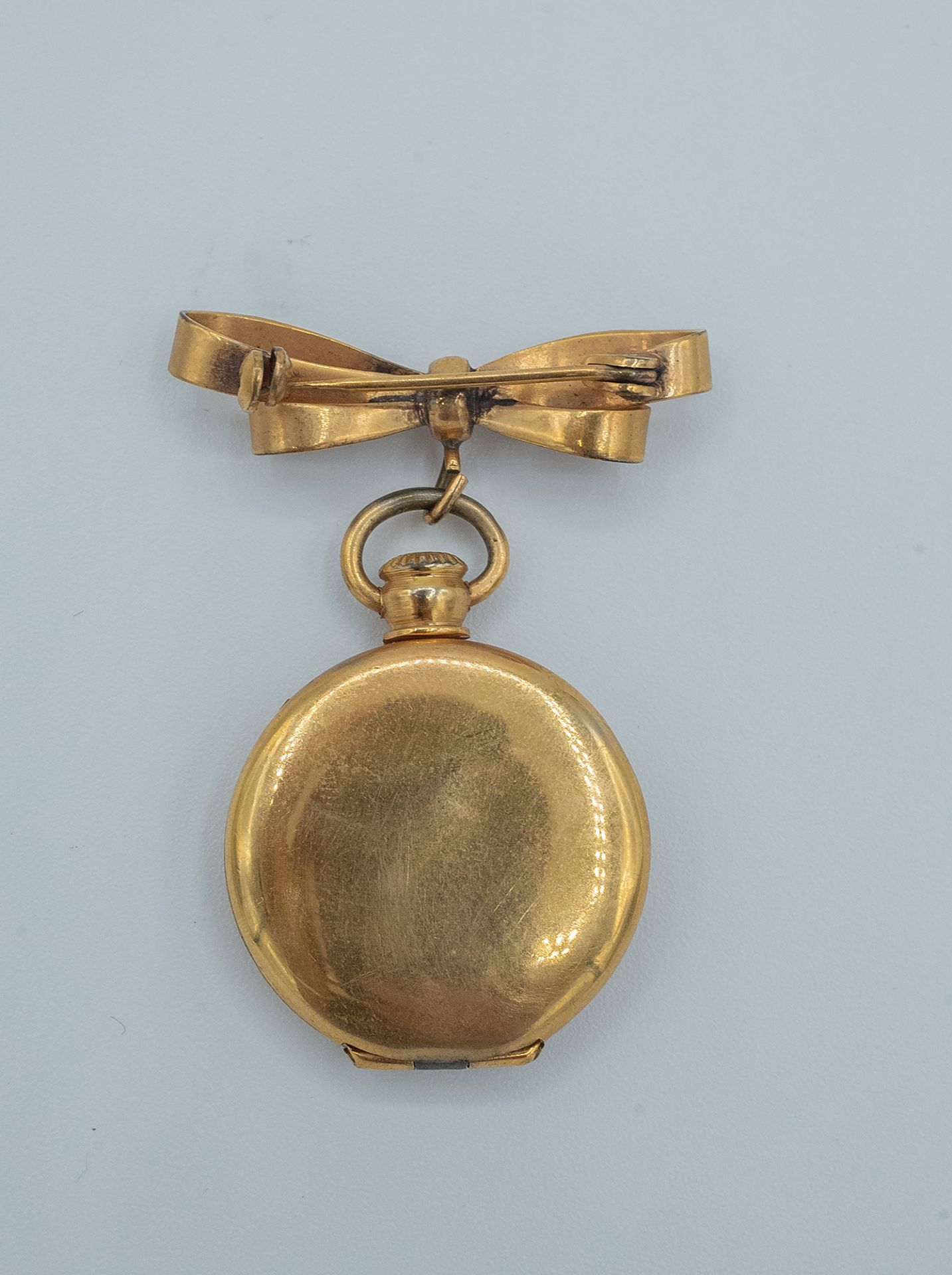 A first half of 20th century 18k. yellow gold - Image 2 of 3