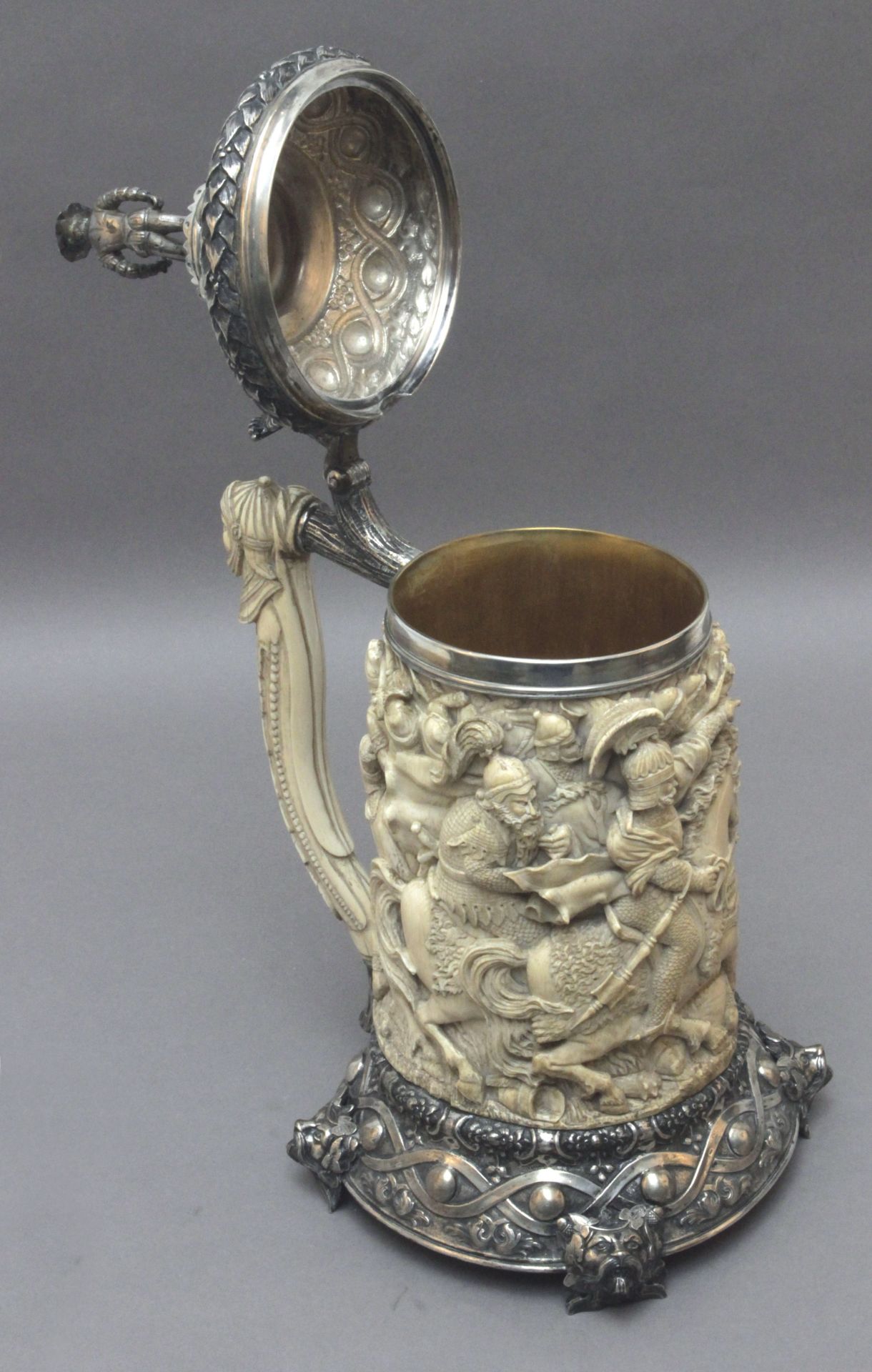 An English ivory and silver tankard circa 1893-1906 - Bild 13 aus 13