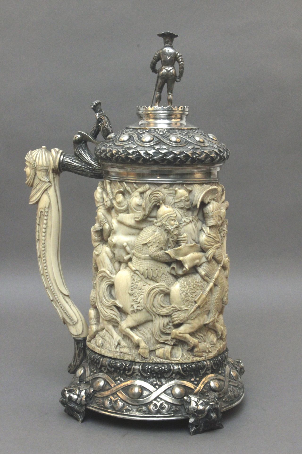 An English ivory and silver tankard circa 1893-1906 - Bild 5 aus 13