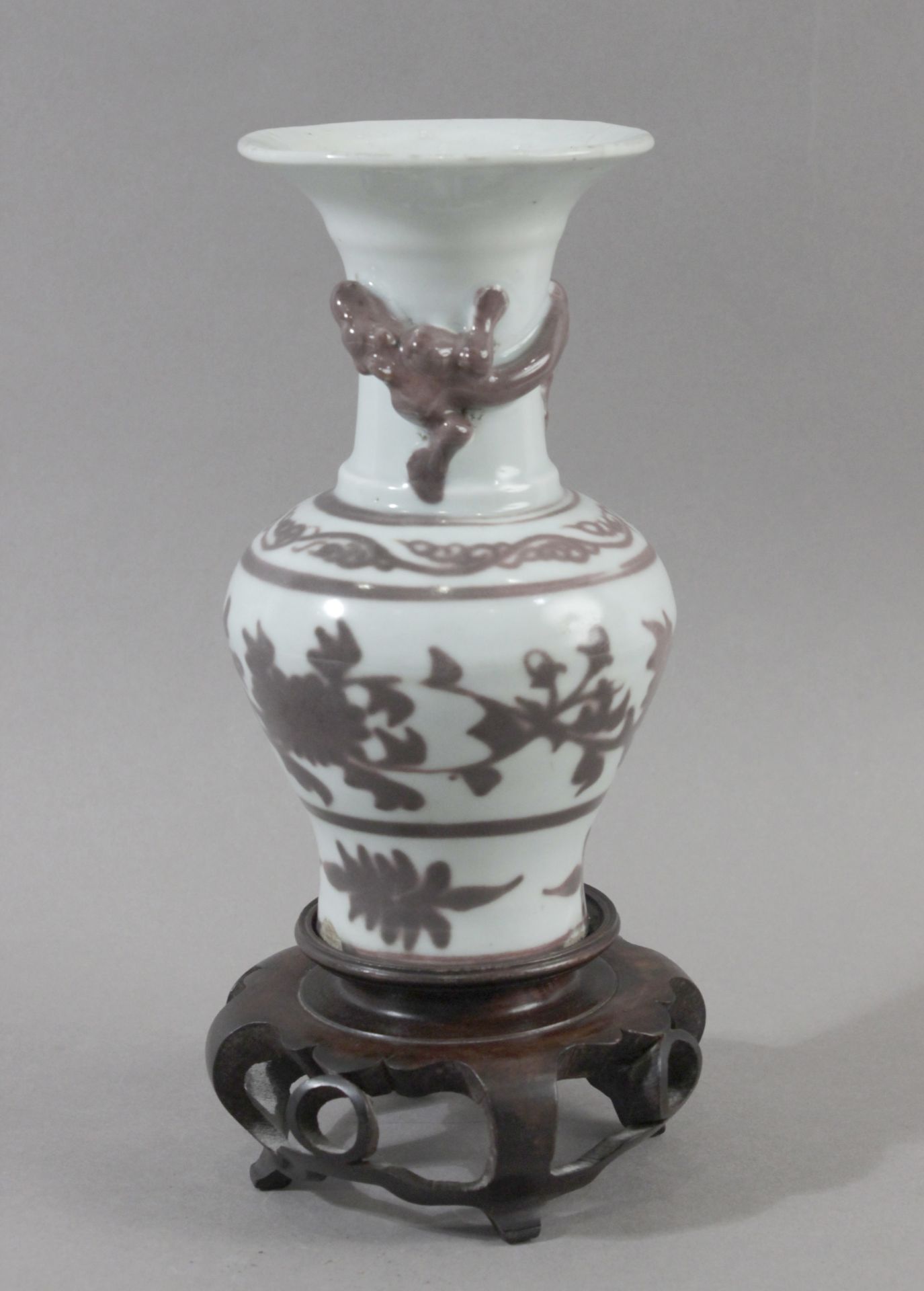 A 20th century Chinese vase from Republic period in celadon porcelain