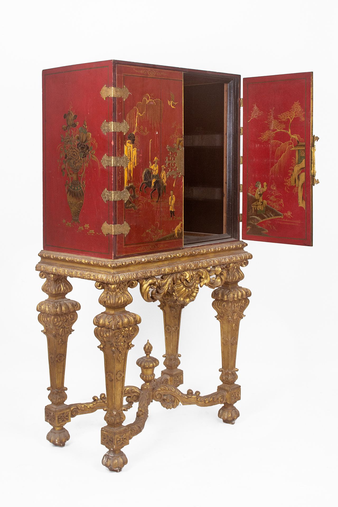 A first half 20th century Chinese side cabinet from Republic period - Image 2 of 3