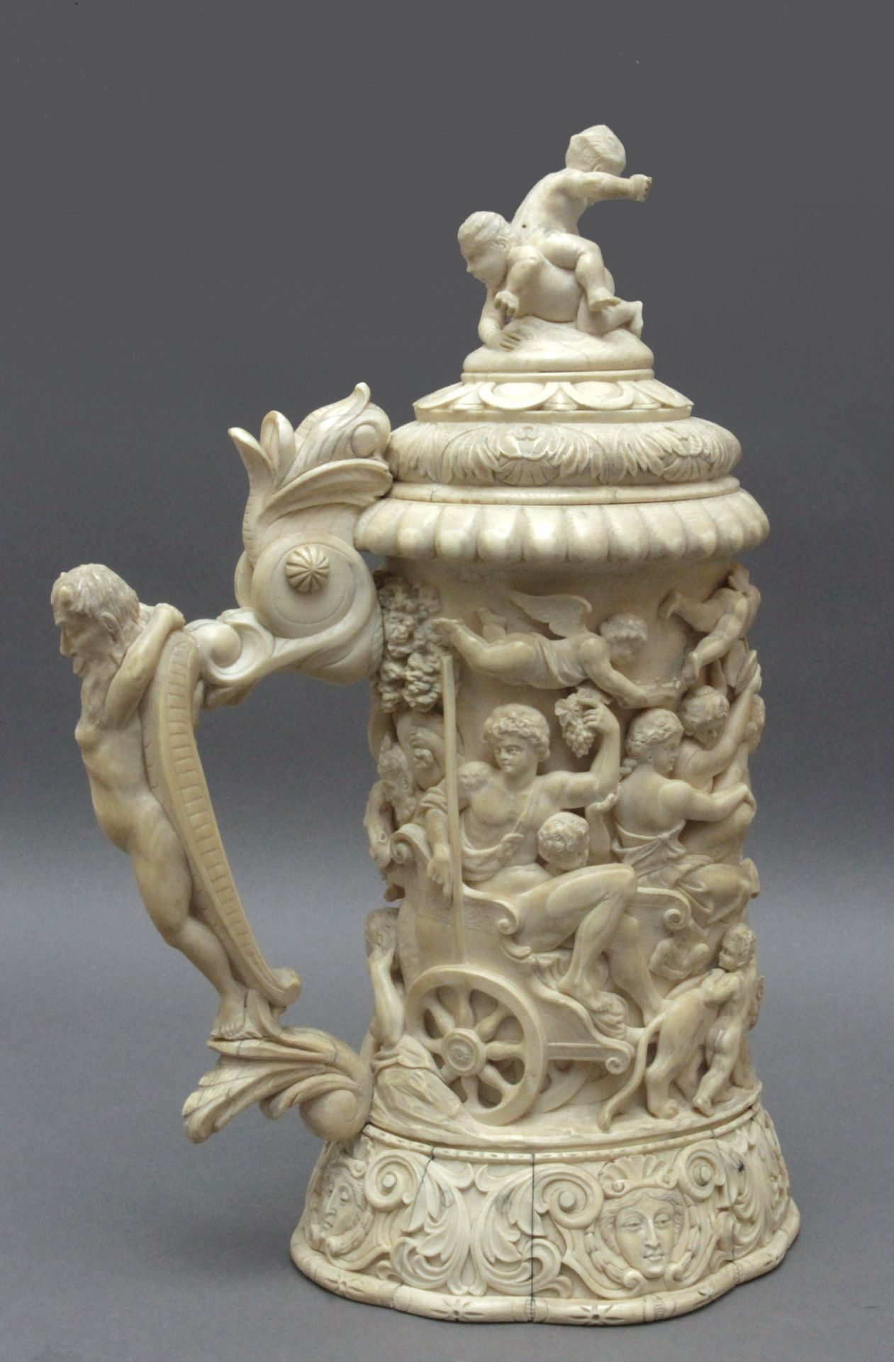 A 19th century German ivory tankard - Image 3 of 12