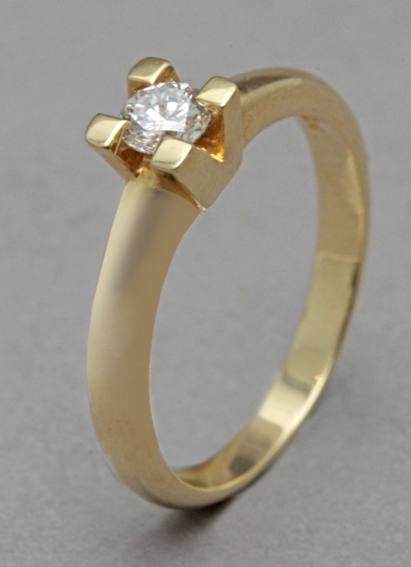 A 0,35 ct. brilliant cut diamond solitaire ring - Image 4 of 4