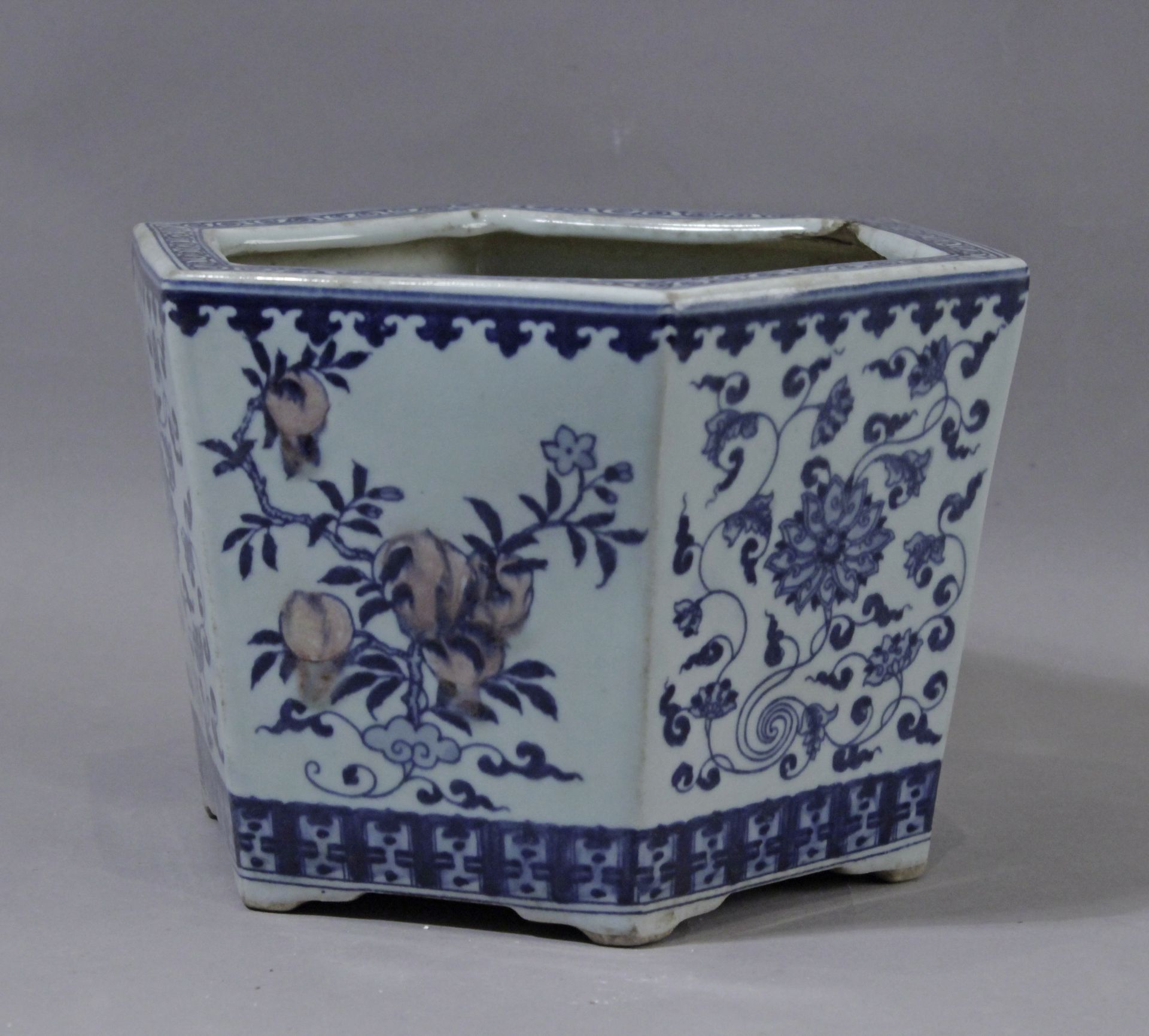 19th century Chinese jardinière