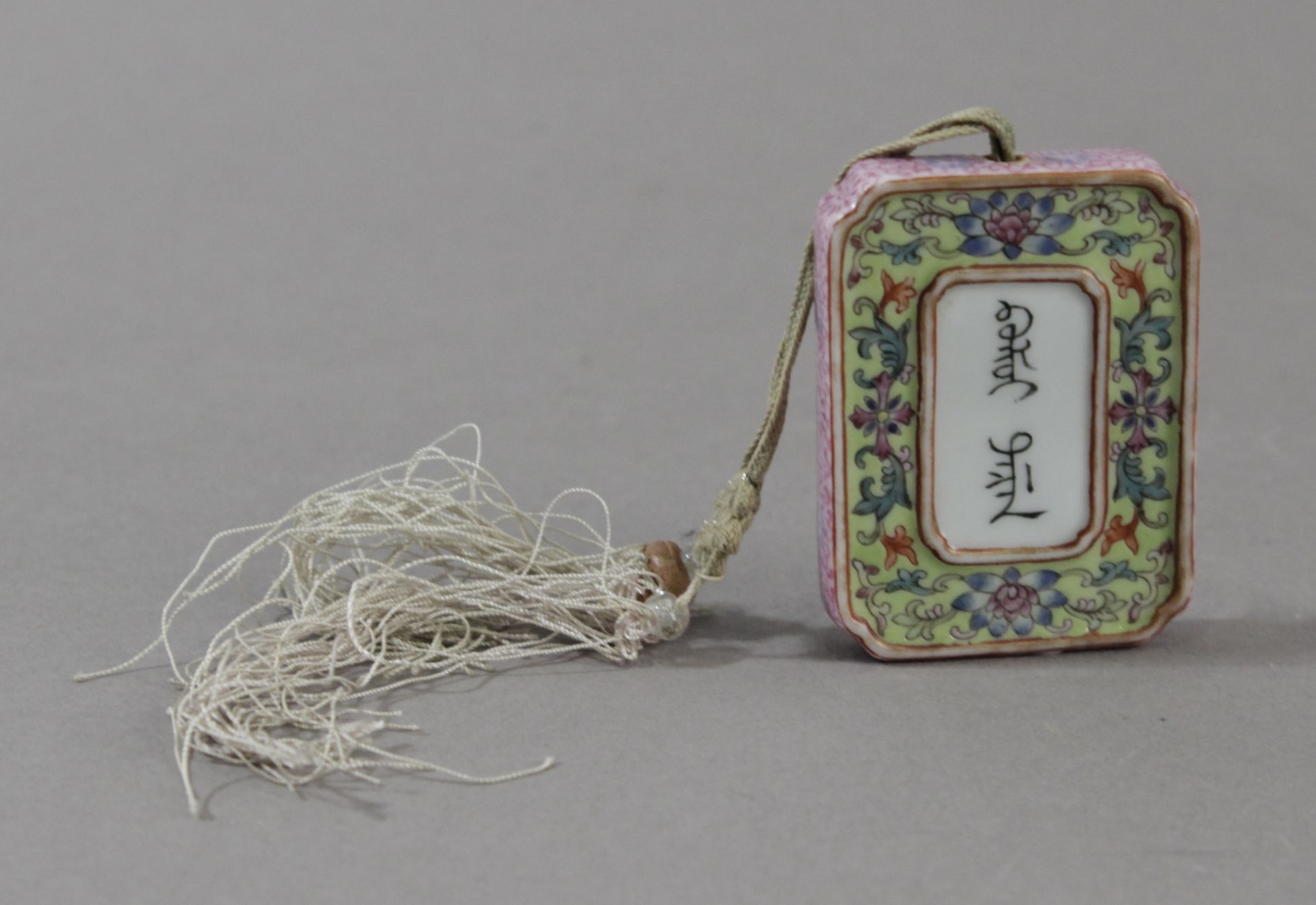 A 20th century Chinese abstinence plaque from Republic period in Famille Rose porcelain