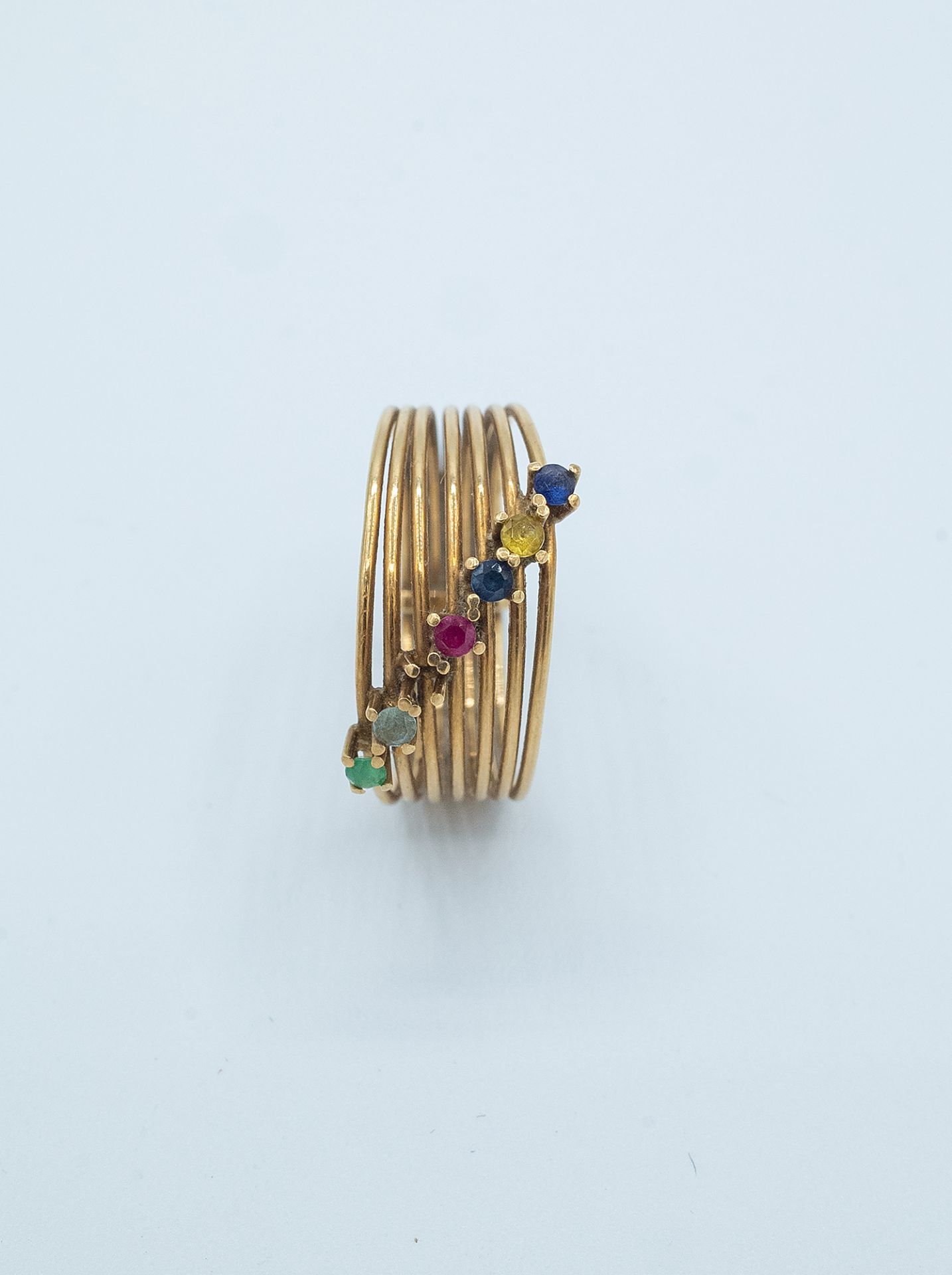 An 18k. yellow gold ring and colour stones - Image 3 of 3