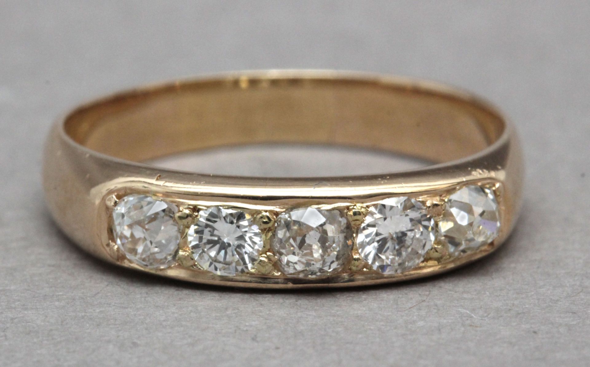 An old cut diamonds half eternity ring - Image 2 of 4