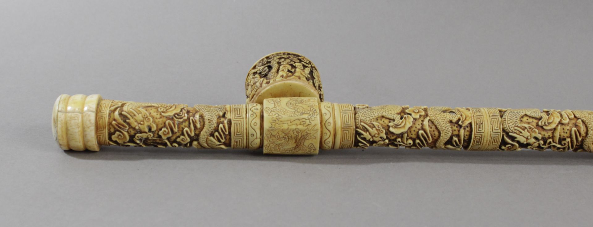 A first third of 20th century carved ivory and bone Canton style opium pipe - Image 5 of 5