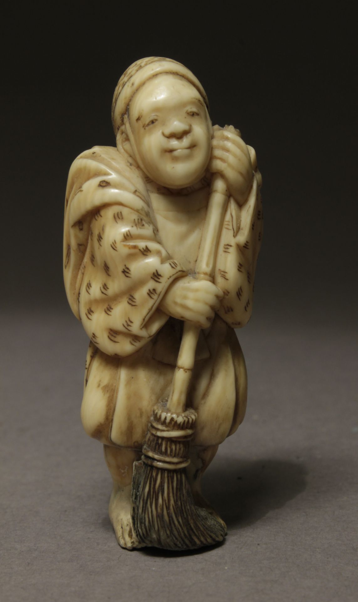 A mid 19th century netsuke from Edo period. Signed Tomonobu