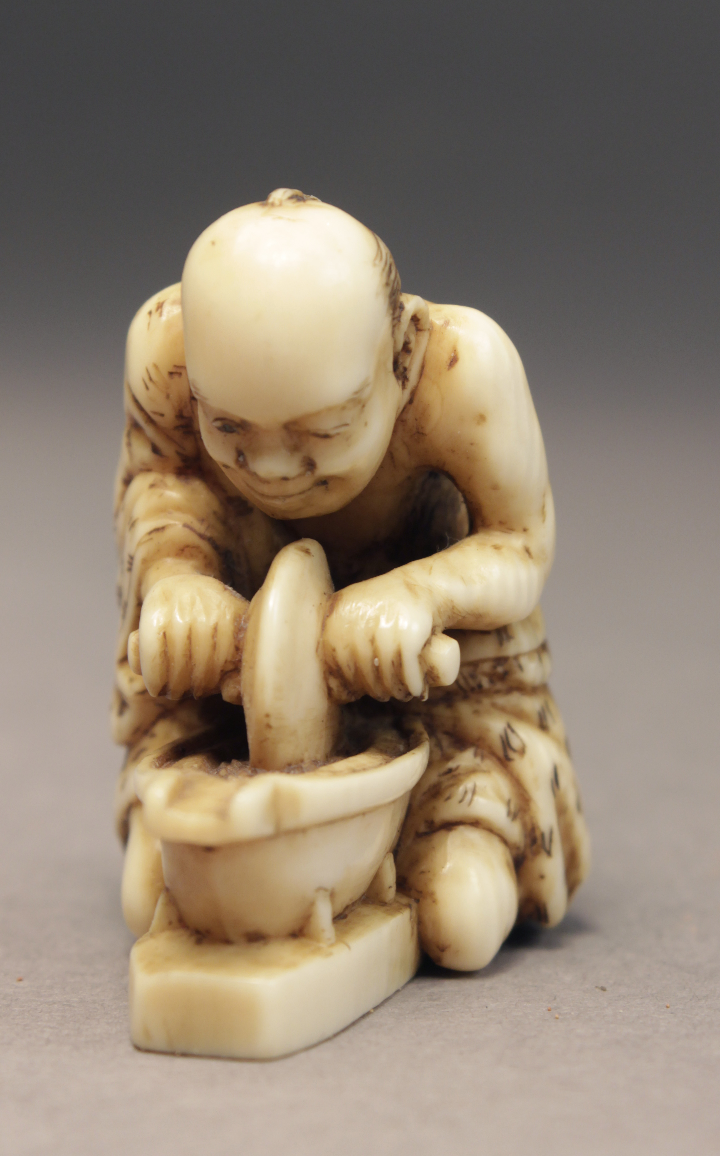 A mid 19th century Japanese netsuke from Edo period. Signed Tomochika