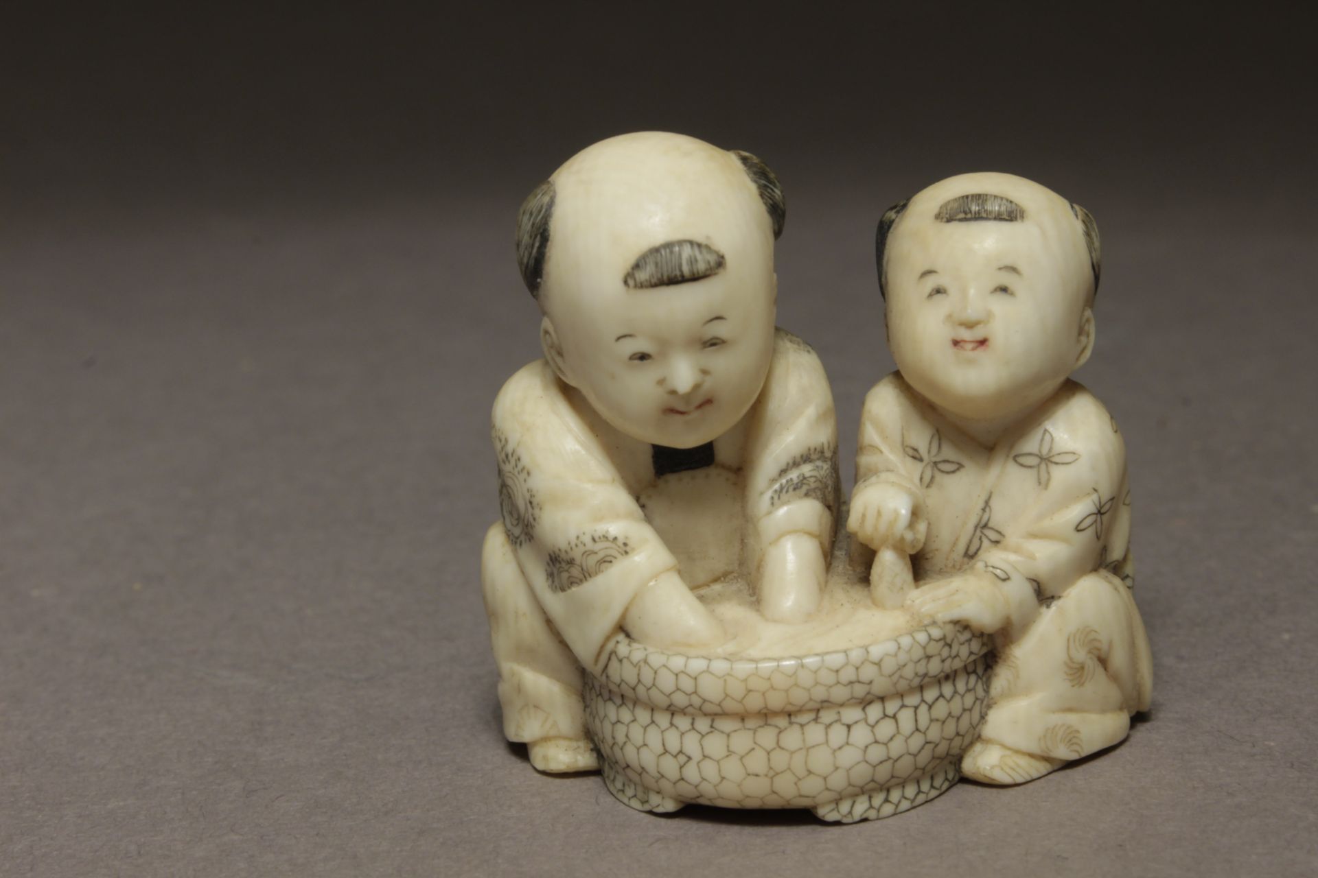 A Japanese netsuke from Meiji period circa 1850-1880. Signed Homin