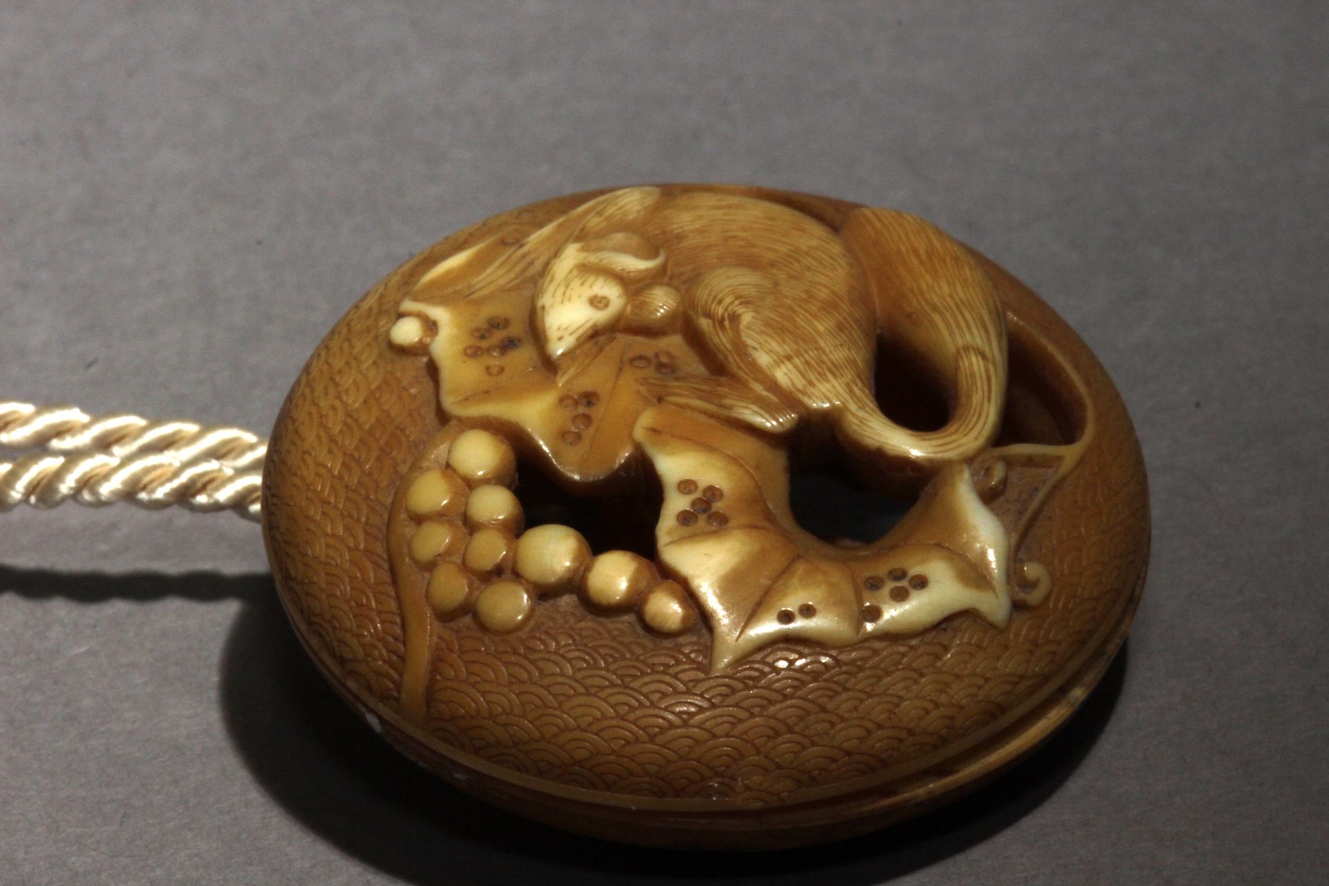 A manju-ryusha circa 1900 from Meiji period - Image 3 of 10