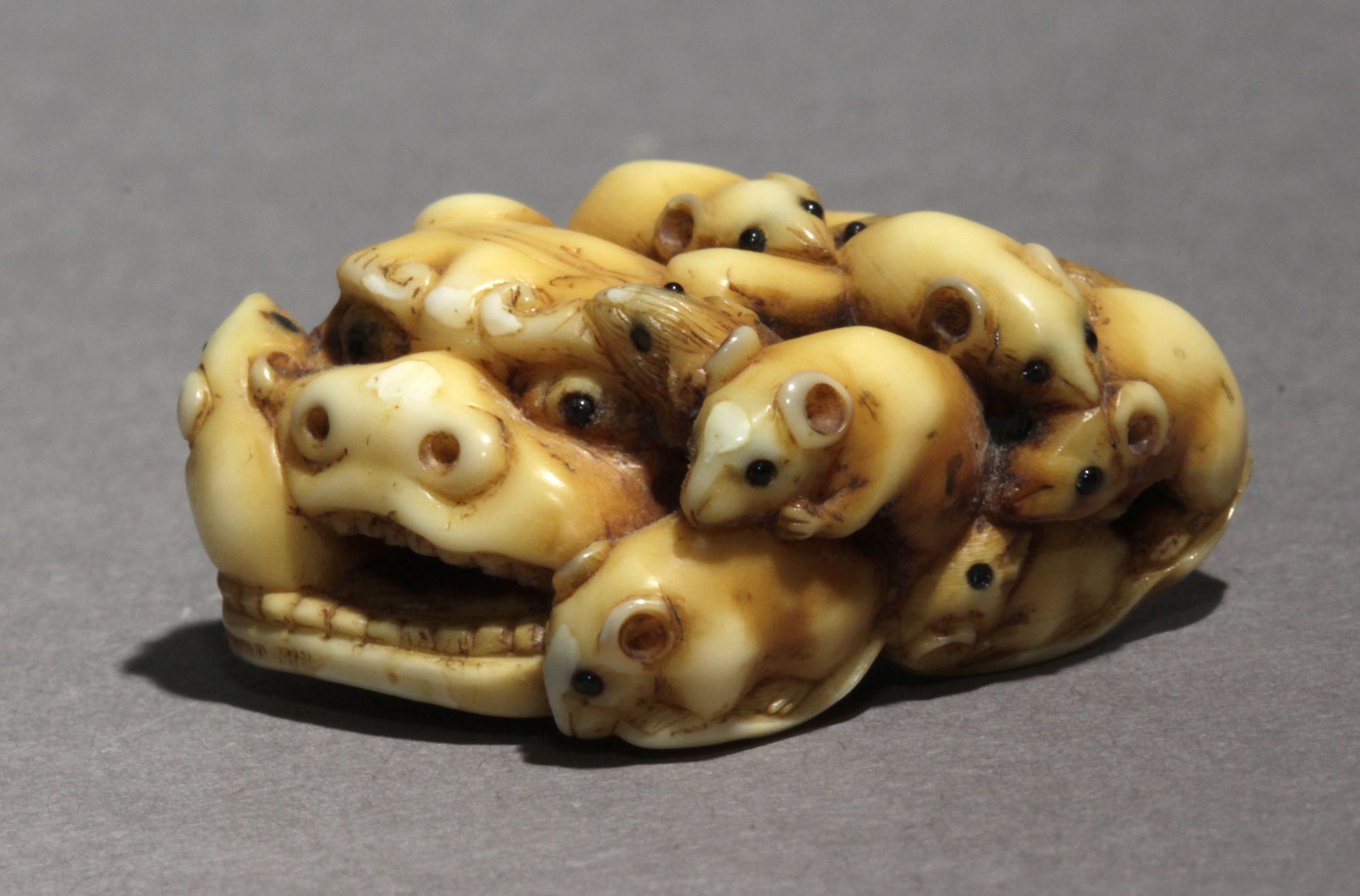 A mid 19th century Japanese netsuke from Edo period. Signed Ikko