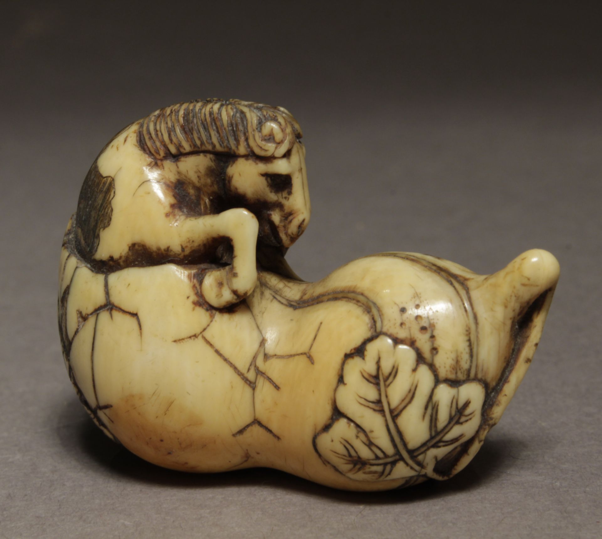 An early 19th century Japanese netsuke from Edo period