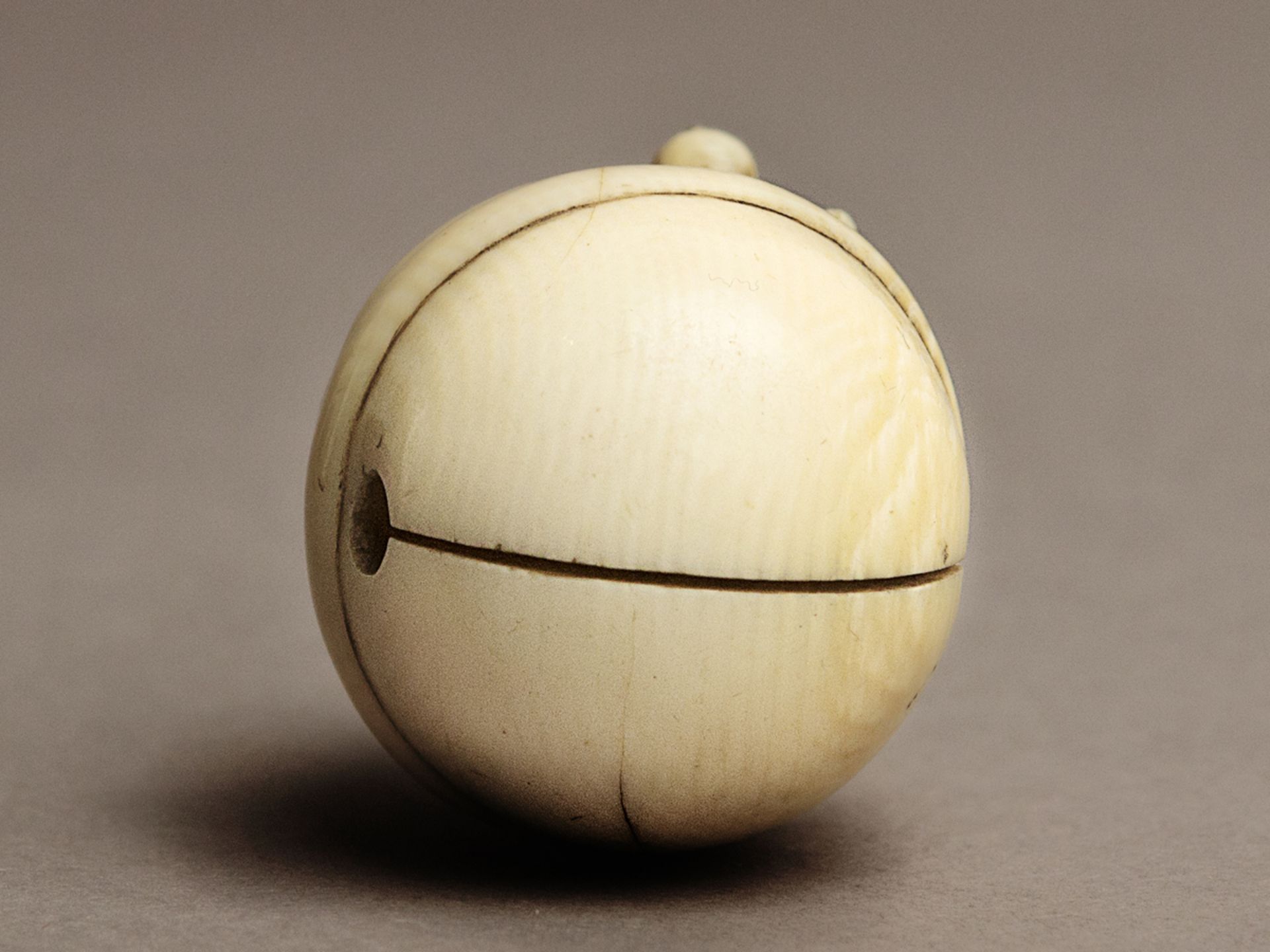 A 19th century Japanese netsuke - Bild 4 aus 5