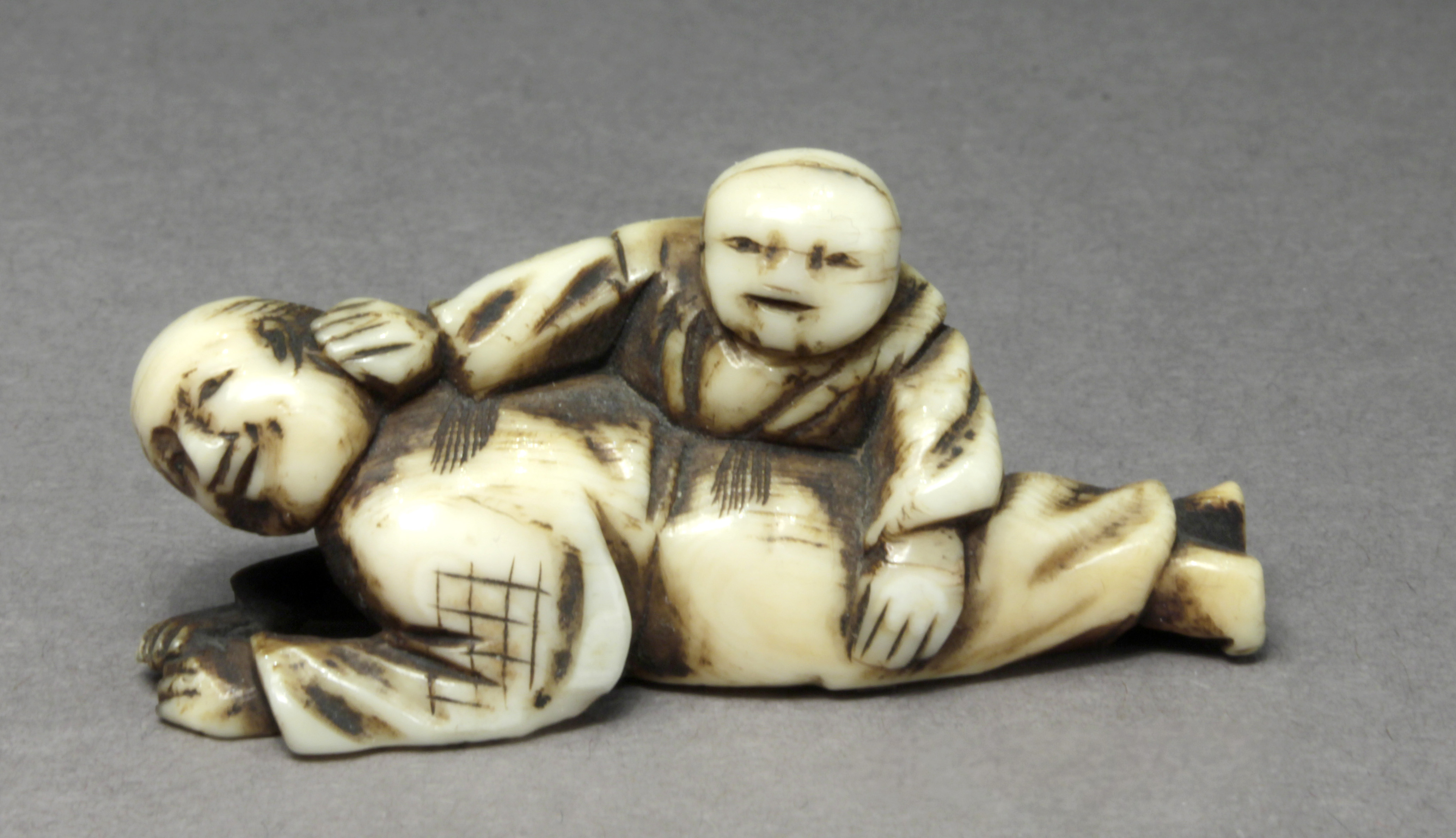 A 19th century Japanese netsuke from Edo period. Signed