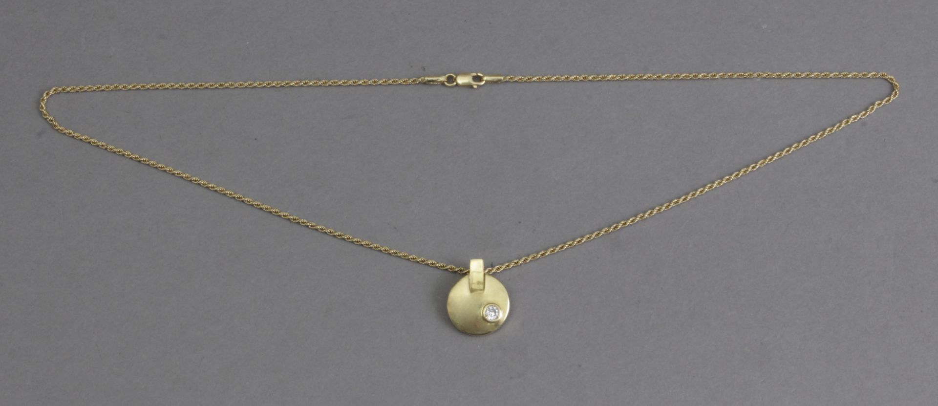 An 18k. yellow gold and brilliant cut diamond pendant and chain - Image 3 of 4