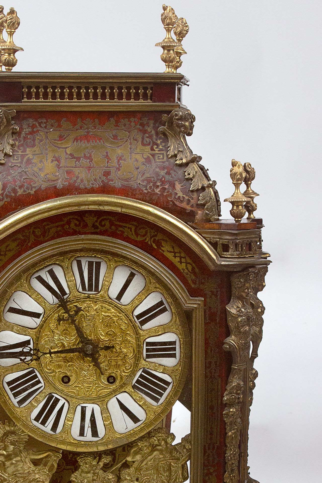 A French Regency style mantel clock circa 1870. Movement signed 'Balthazar a París' - Bild 4 aus 4