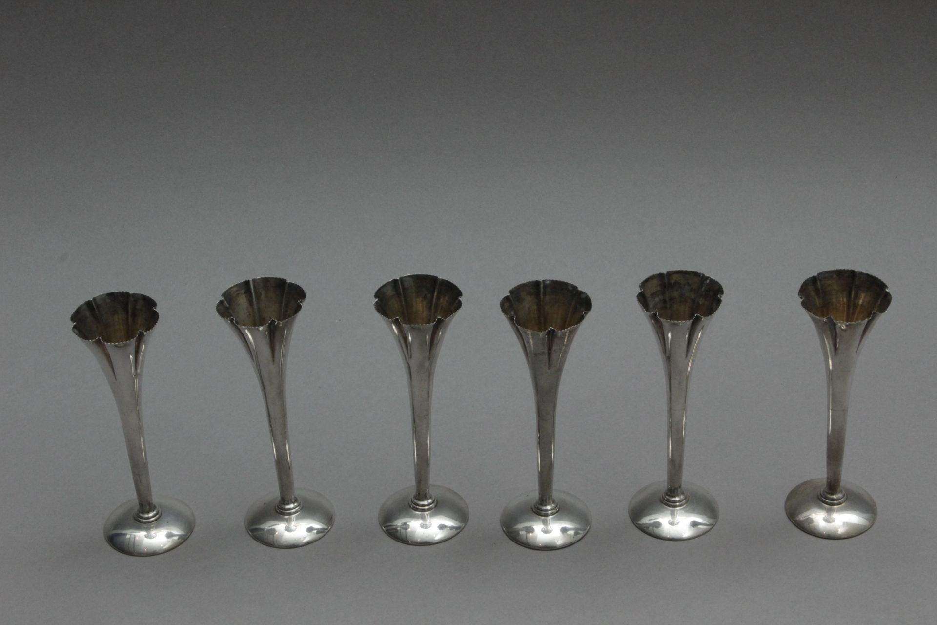 Masriera y Carreras. Set of six silver candlesticks