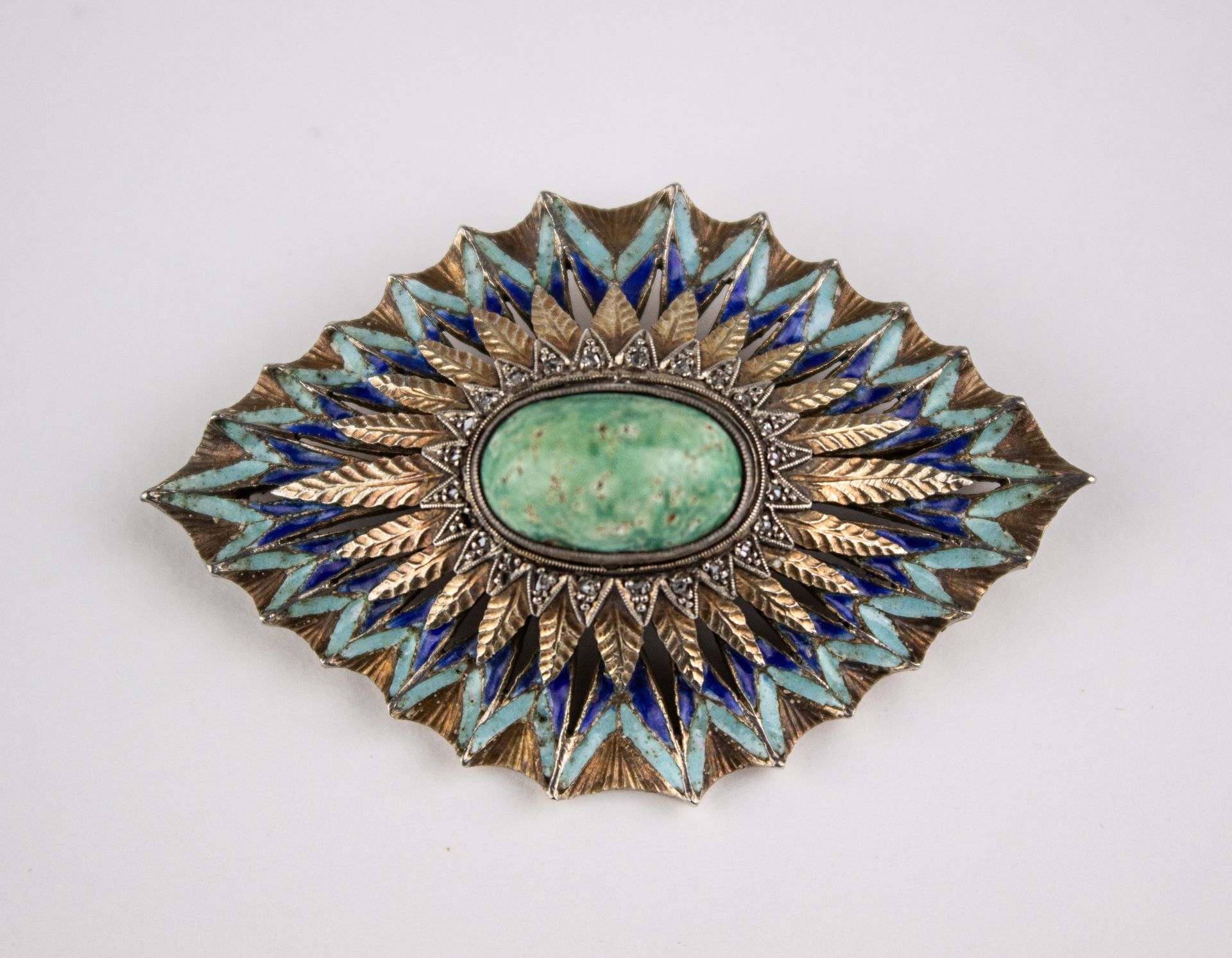 Ramon Sunyer Clarà. A silver brooch