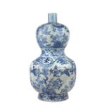 A 19th century Chinese double gourd vase from Qing dynasty