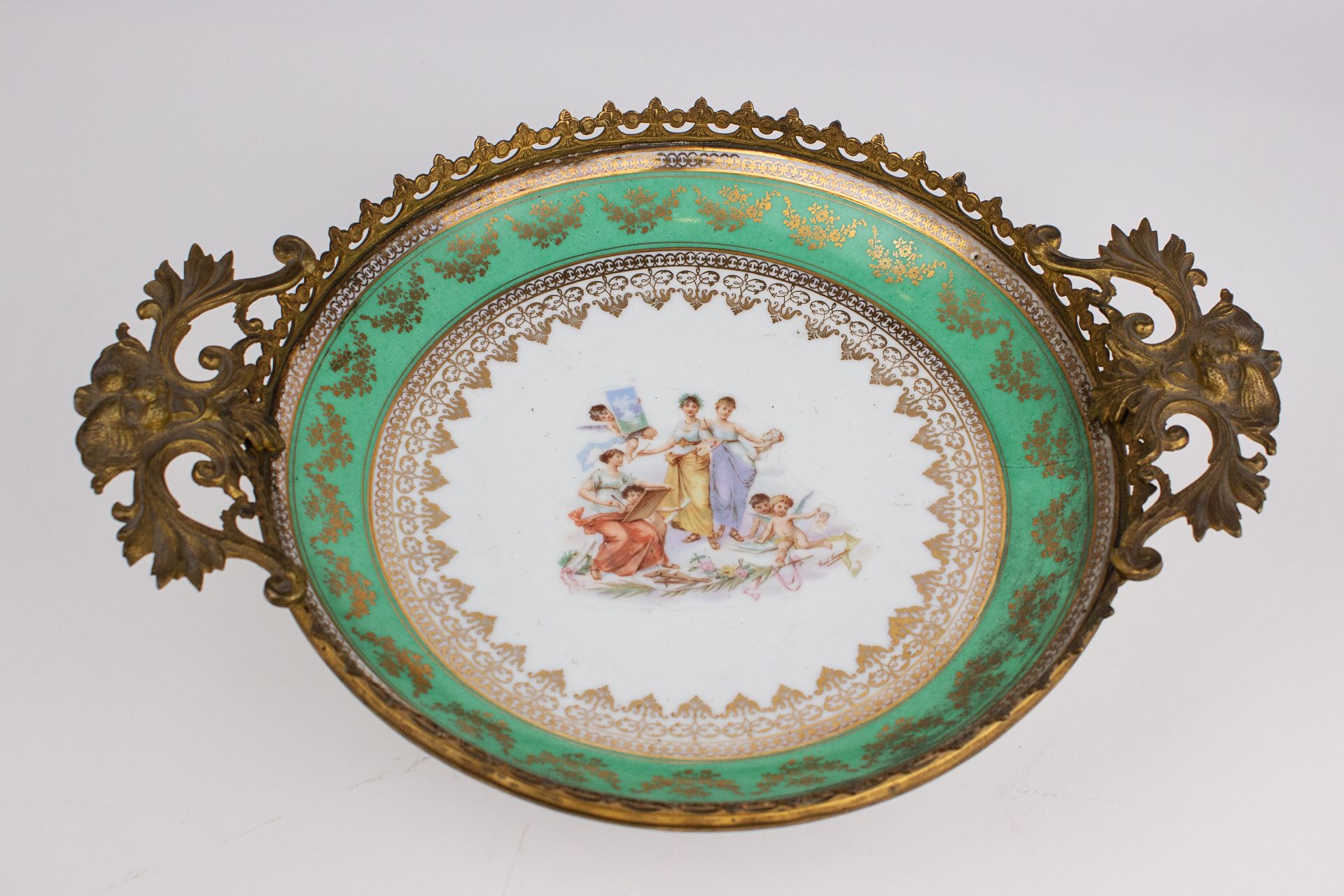 A first half of 20th century French centrepiece in Sévres style porcelain with a bronze garniture - Image 2 of 3