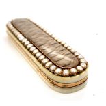 Pearl Elongated Oval Box