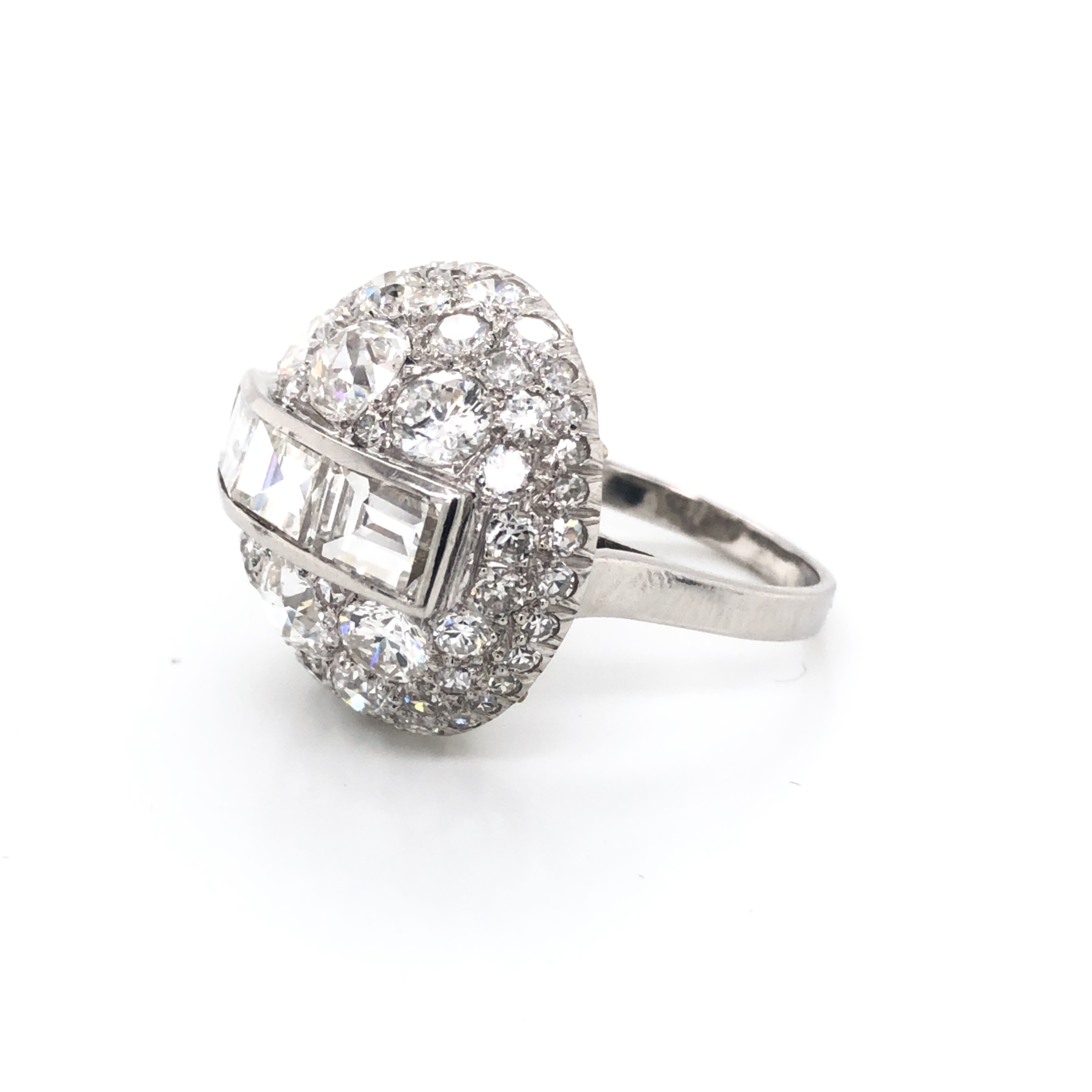 Bombé Diamond Ring - Image 3 of 7