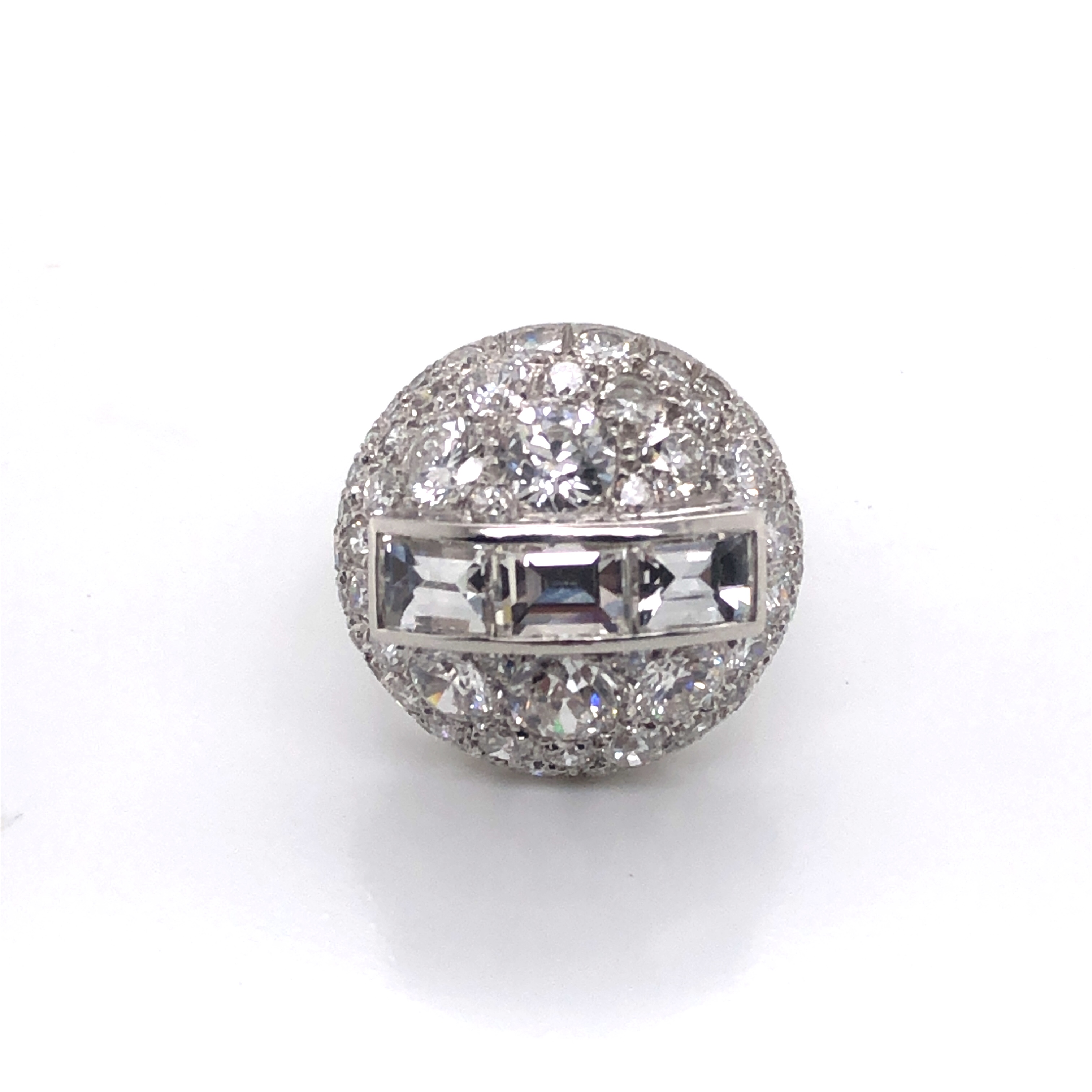 Bombé Diamond Ring - Image 4 of 7
