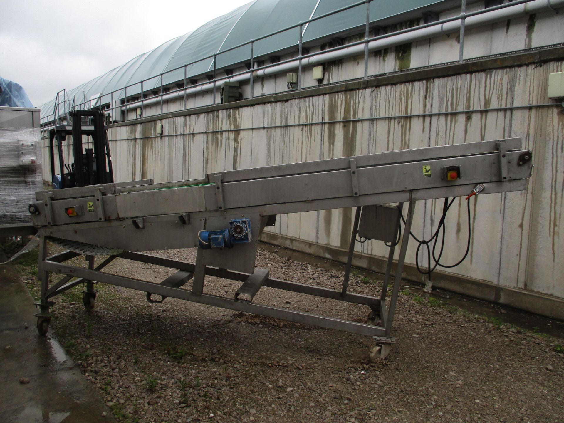 Belt Conveyor, approx. 171cm x 395cm x 89cm (understood to be for spares/ repairs), loading free - Image 2 of 6