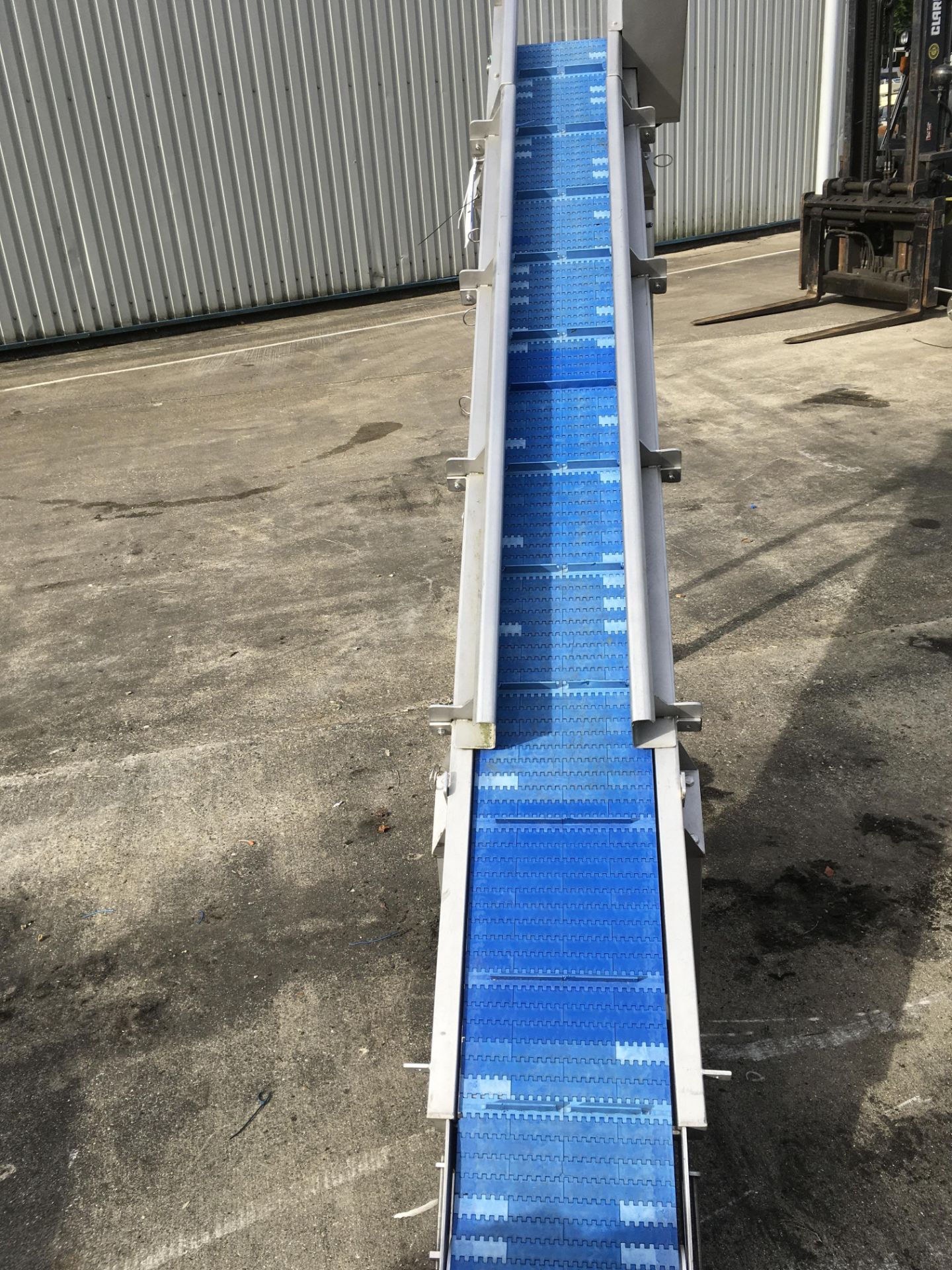 Intralox Type Belt Flighted Elevator, belt width 300mm x tipping height 1.8m , serial no. N/A, plant - Image 2 of 3