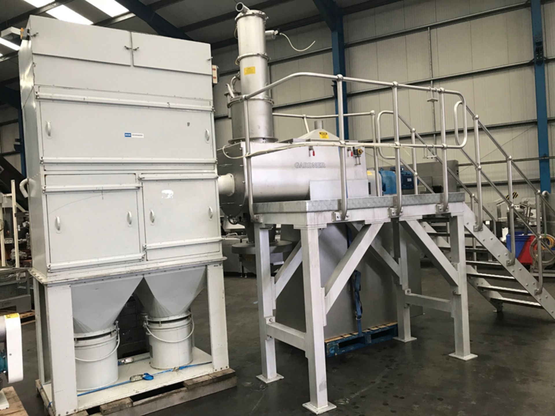 Kemutec KEK/Gardner Stainless Steel U-trough Powder Mixing System, 400 litre capacity, high- - Image 2 of 8