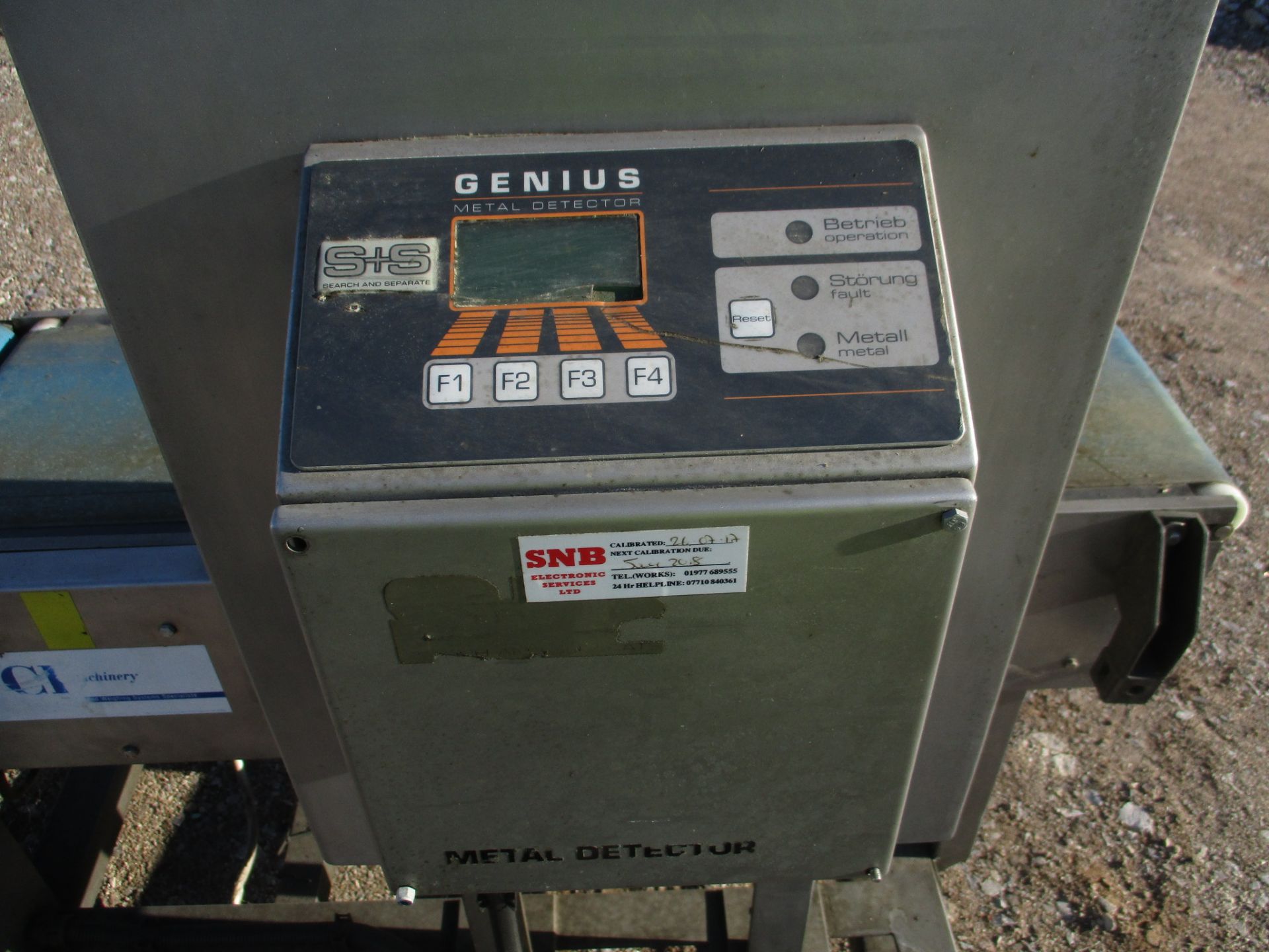 S&S Genius C200 All Metal Detector, serial no. 200256/2585A, year of manufacture 2001, approx. 150cm - Image 4 of 8