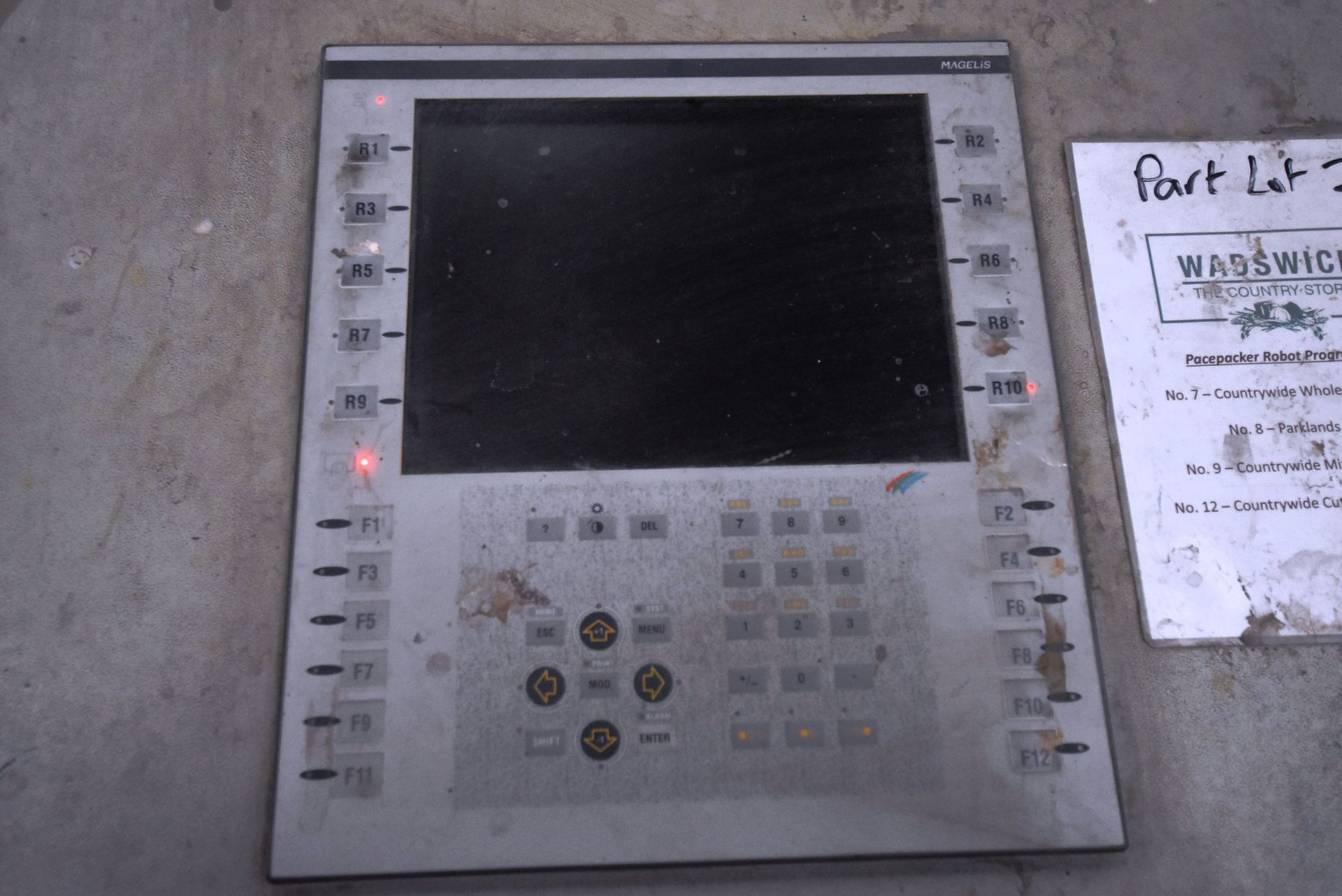 Fanuc M-410iHS ROBOTIC PALLETISER, serial no. R997 46738, type A05B-1037-B211, date 1999, with steel - Image 20 of 21