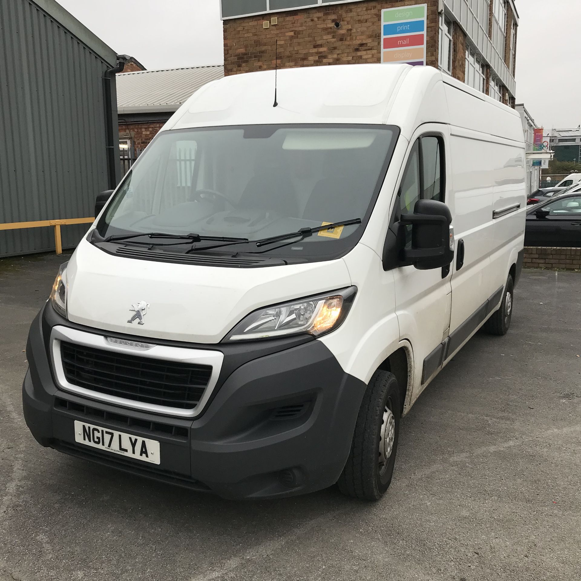 Peugeot Boxer 335 L3 2.0 Blue HDi H2 Professional - Image 2 of 6