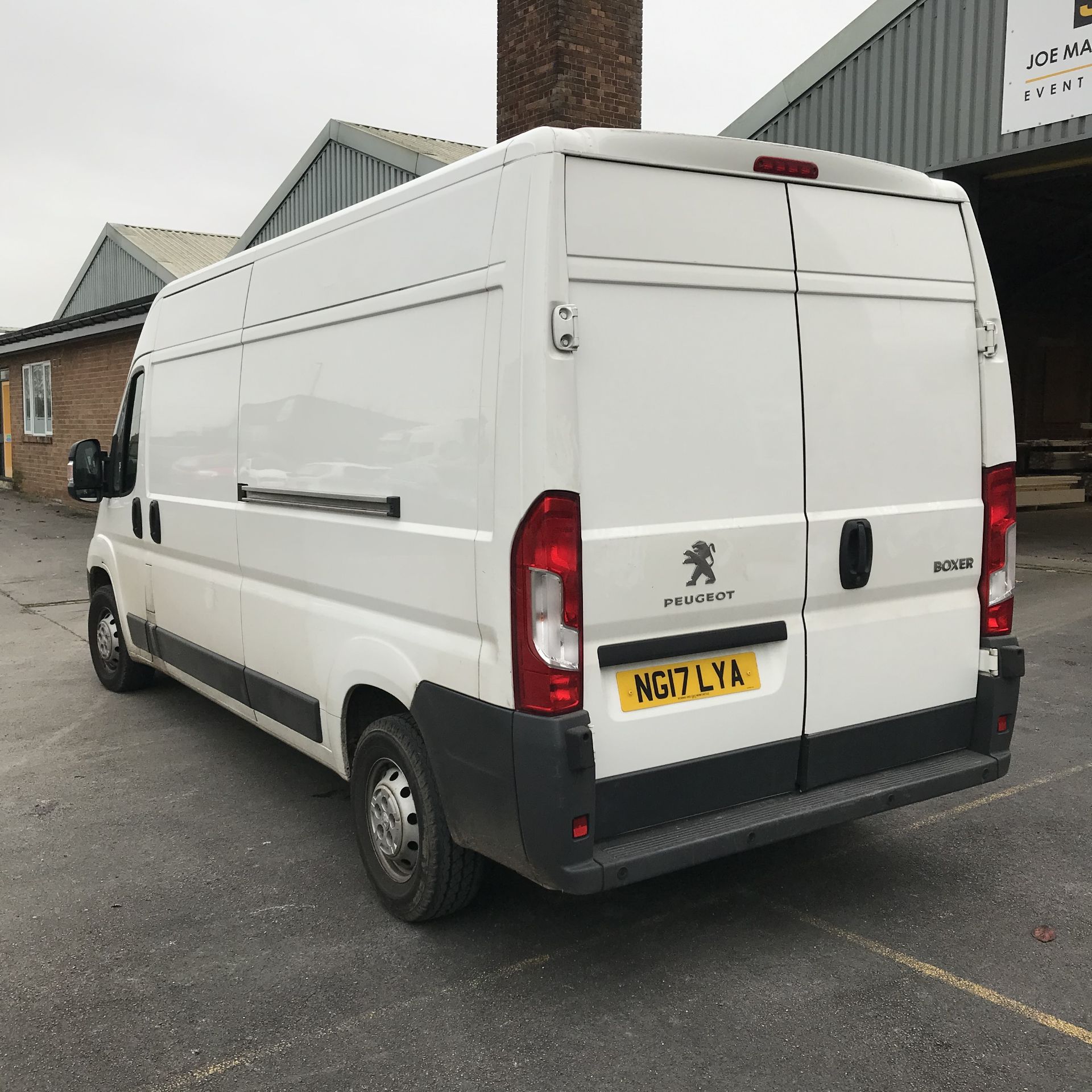 Peugeot Boxer 335 L3 2.0 Blue HDi H2 Professional - Image 3 of 6