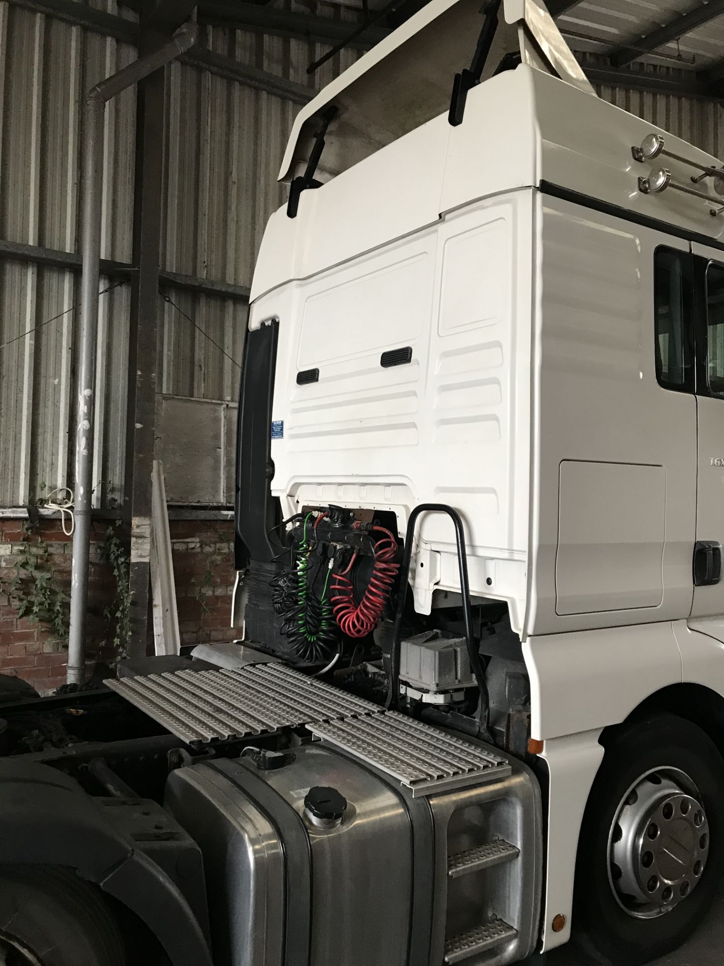 MAN TGX 26.440 6x2/2 BLS Tractor Unit Sleeper Cab, - Image 5 of 8