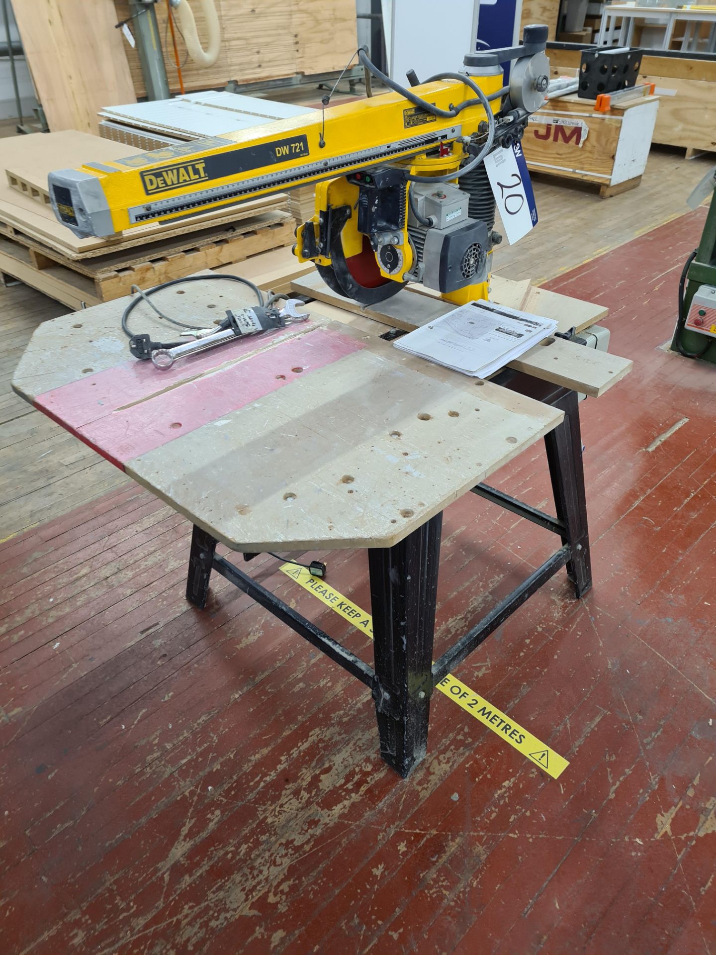 DeWalt DW721 RADIAL ARM CROSS CUT SAW, serial no.