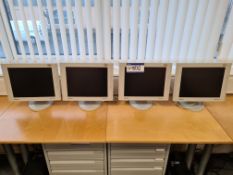 Four Samsung Syncmaster 151S Monitors