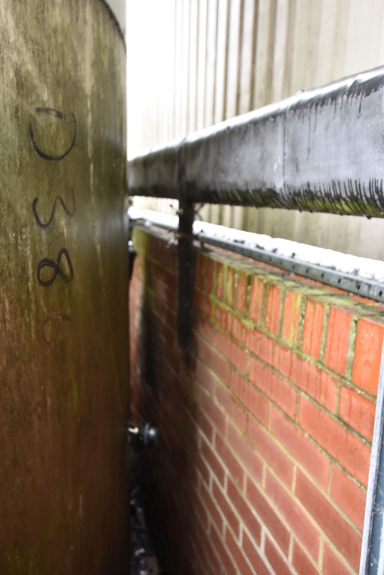 VERTICAL STAINLESS STEEL BULK LIQUIDS STORAGE TANK - Image 5 of 6