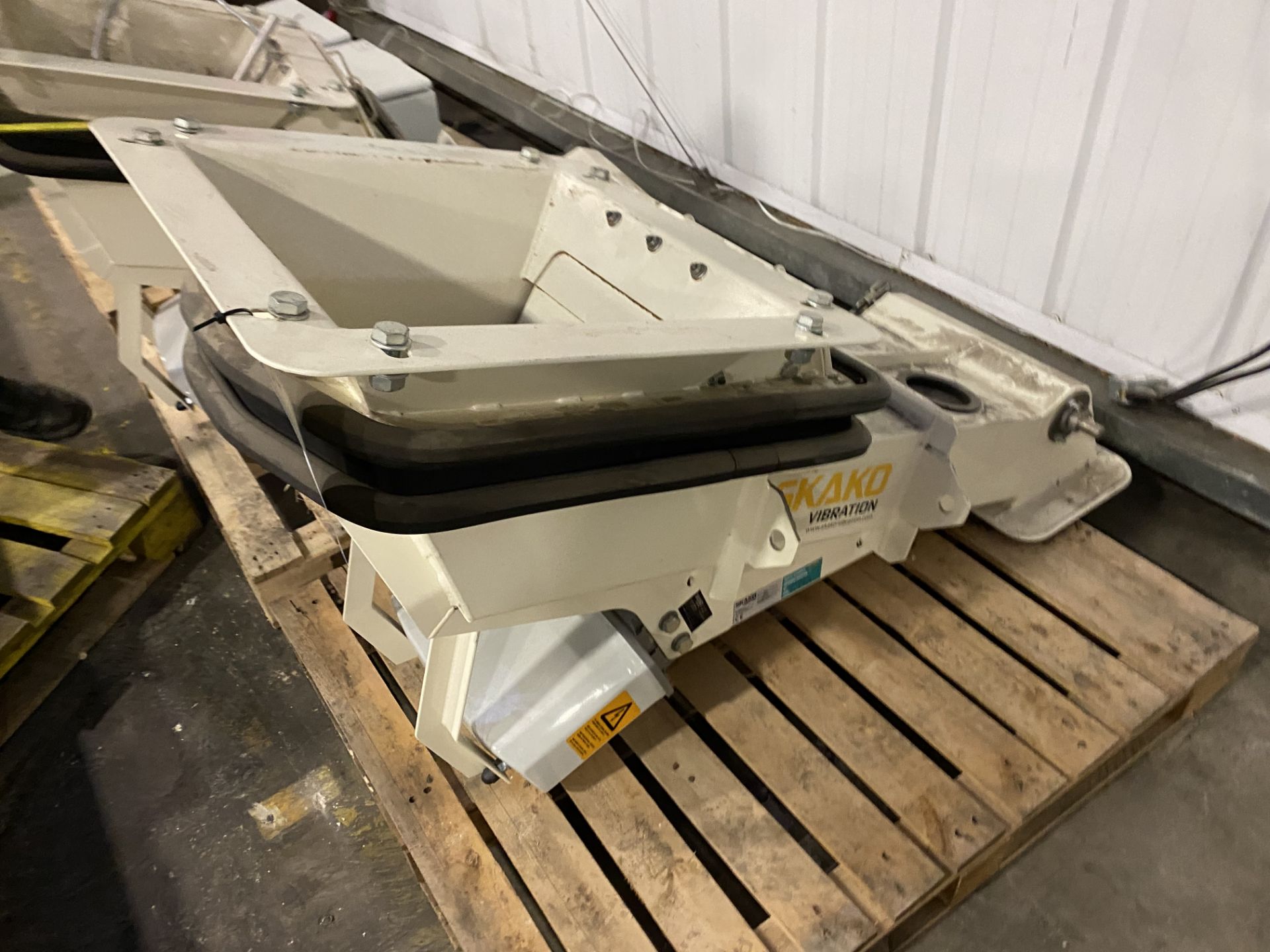 Skako FCE40/0108M4CL VIBRATORY FEEDER, serial no.