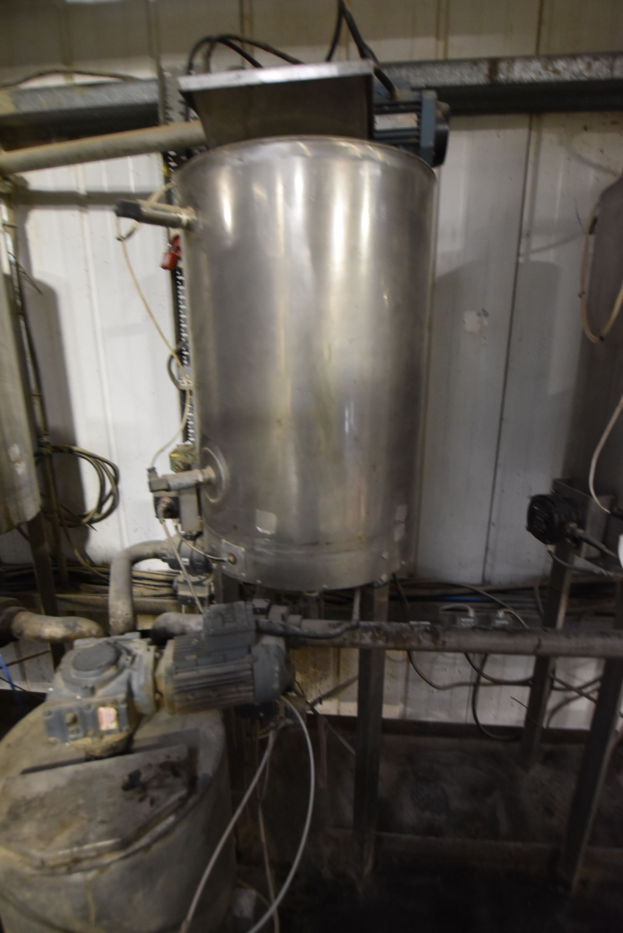 Three Stainless Steel Liquid Addition Header Tanks - Image 3 of 7