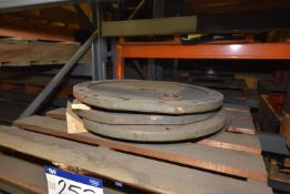 Four End Plate Paddle Feeders (75-58-028/ Bay 16) (please note this lot is part of combination lot