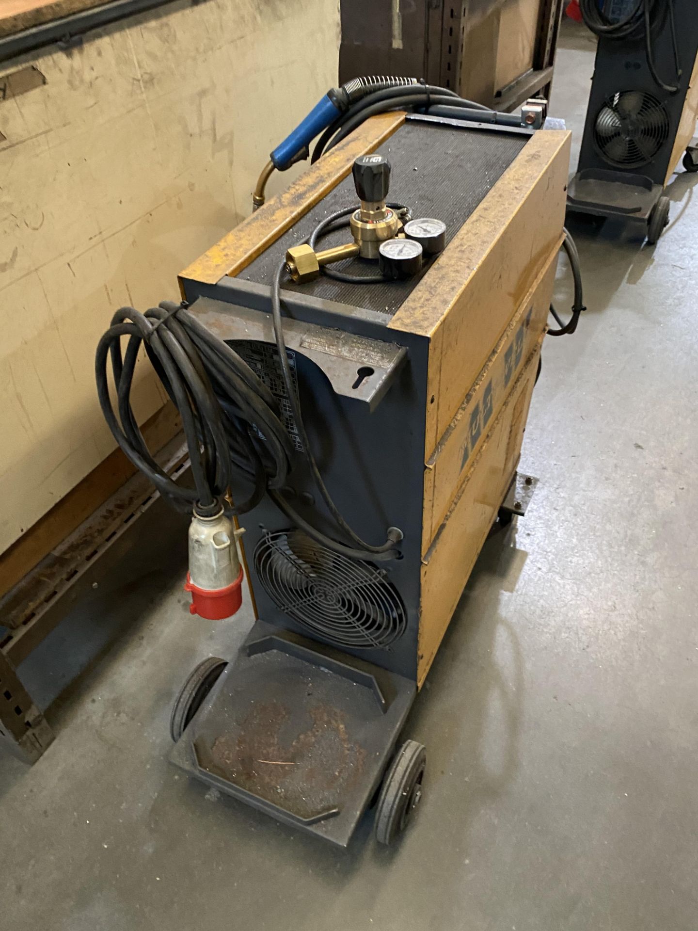 MW MIG 210 Mig Welder - Image 2 of 3