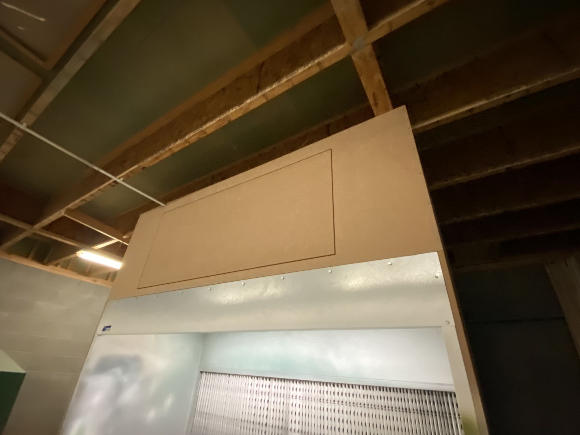 DCS Galvanised Dry Back Spray Booth, 2m x 2m - Image 4 of 4