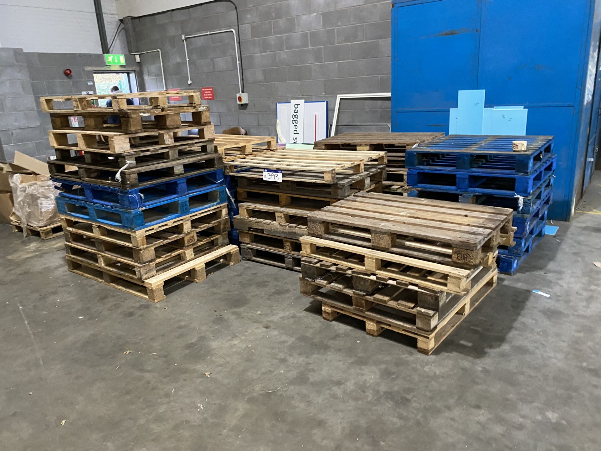 Quantity of Timber Pallets